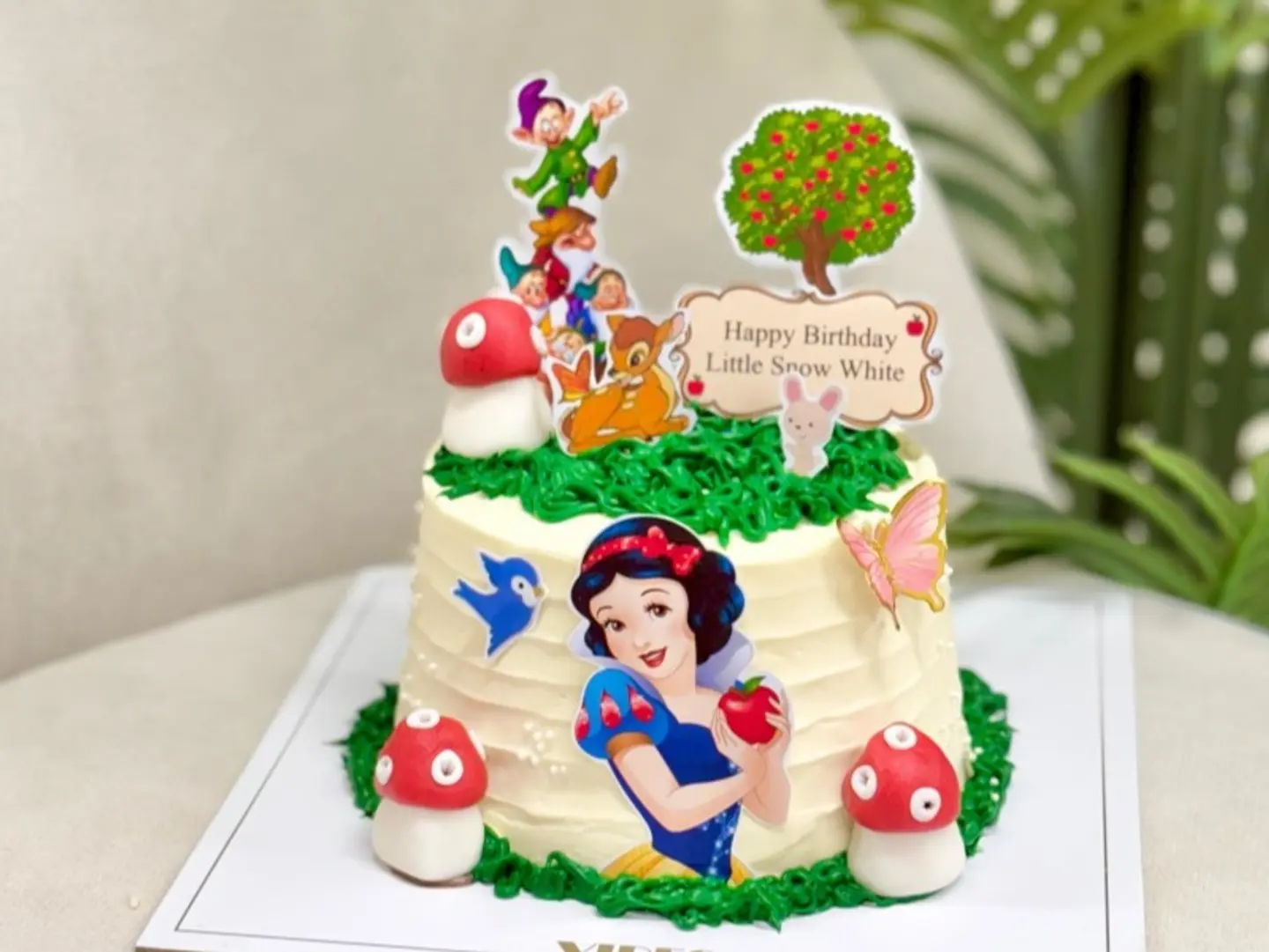 Snow White Cake
