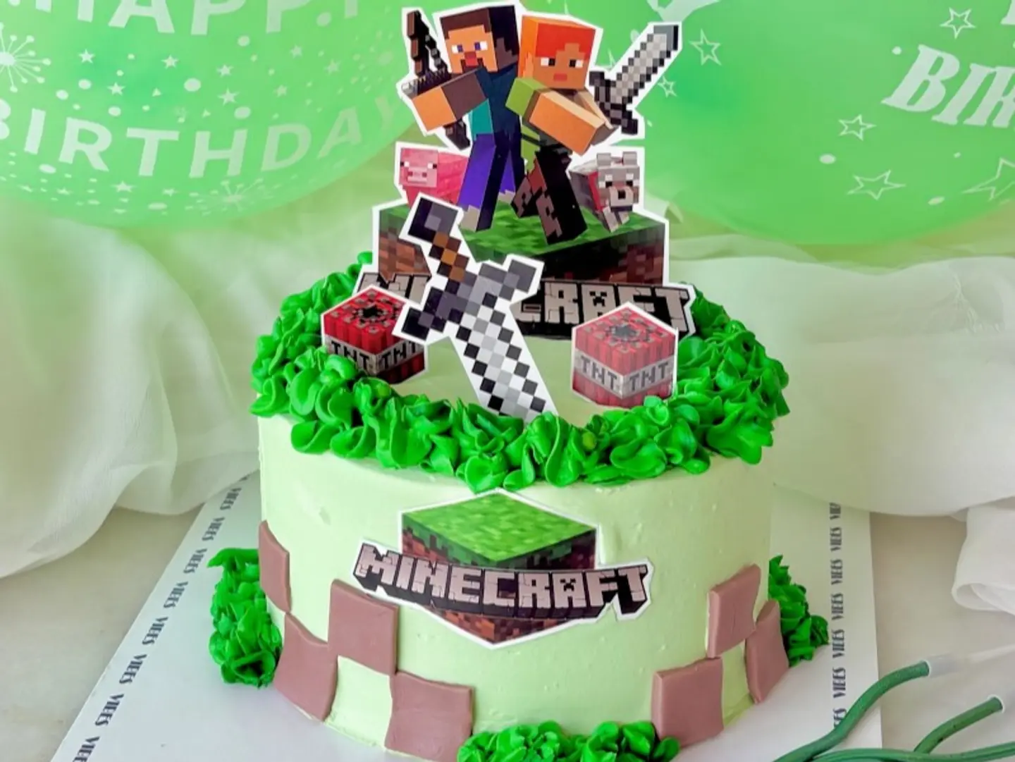Minecraft Cake