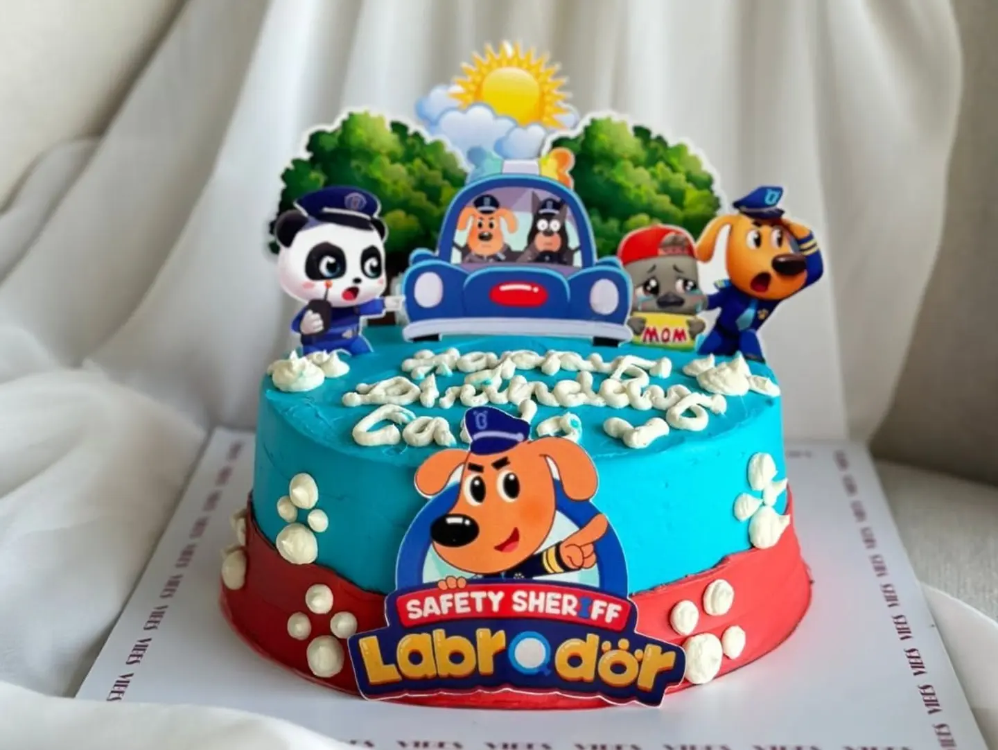 Sheriff Labrador Cake