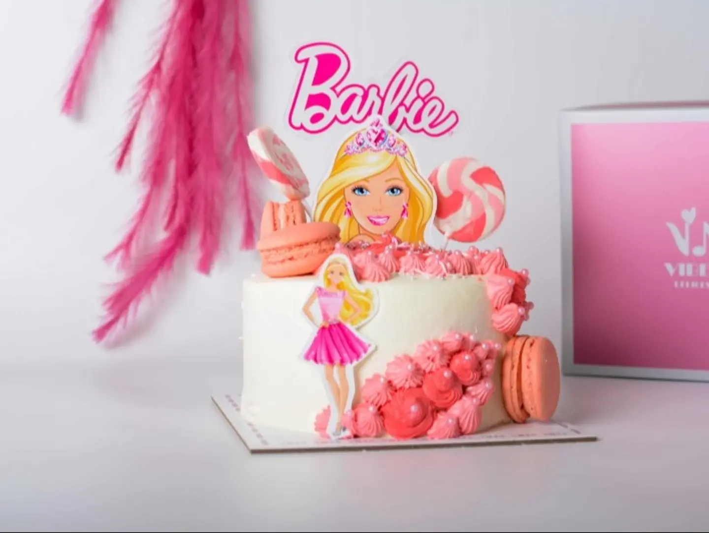 Barbie Cake