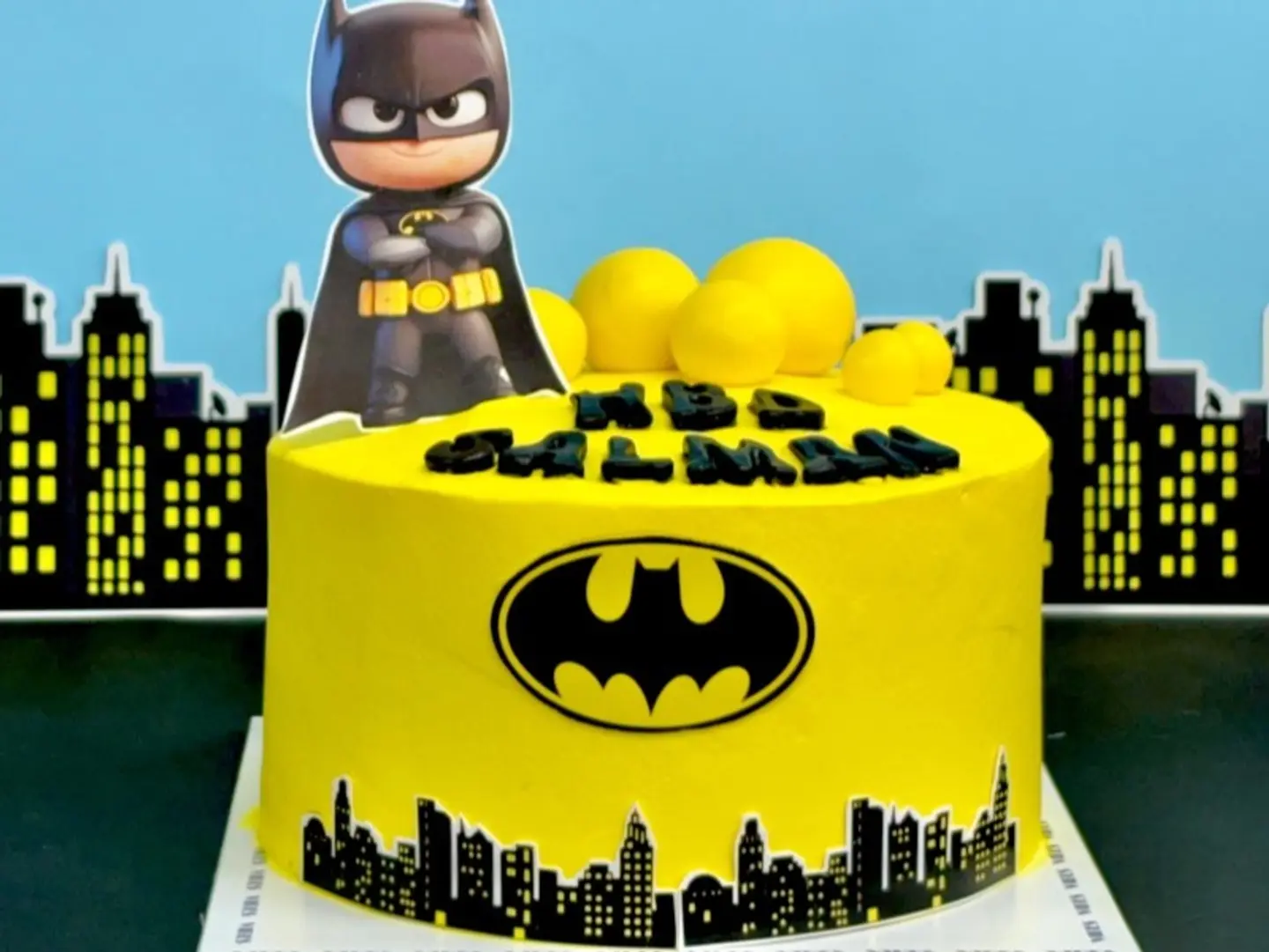Batman Cake