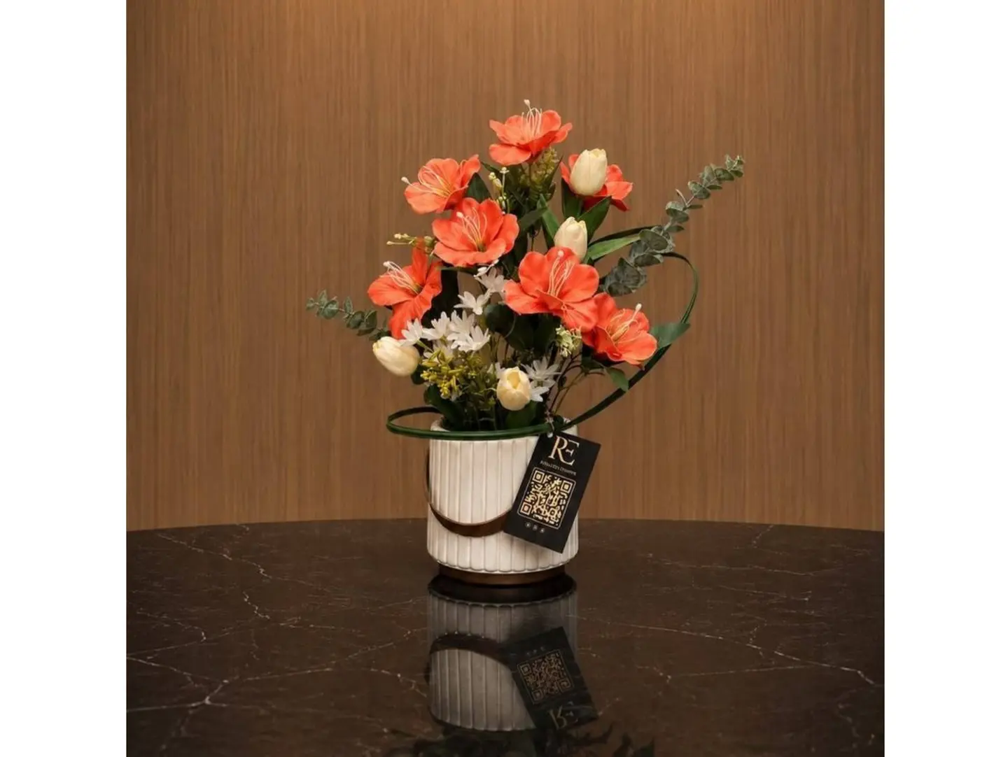 Infinity Vase