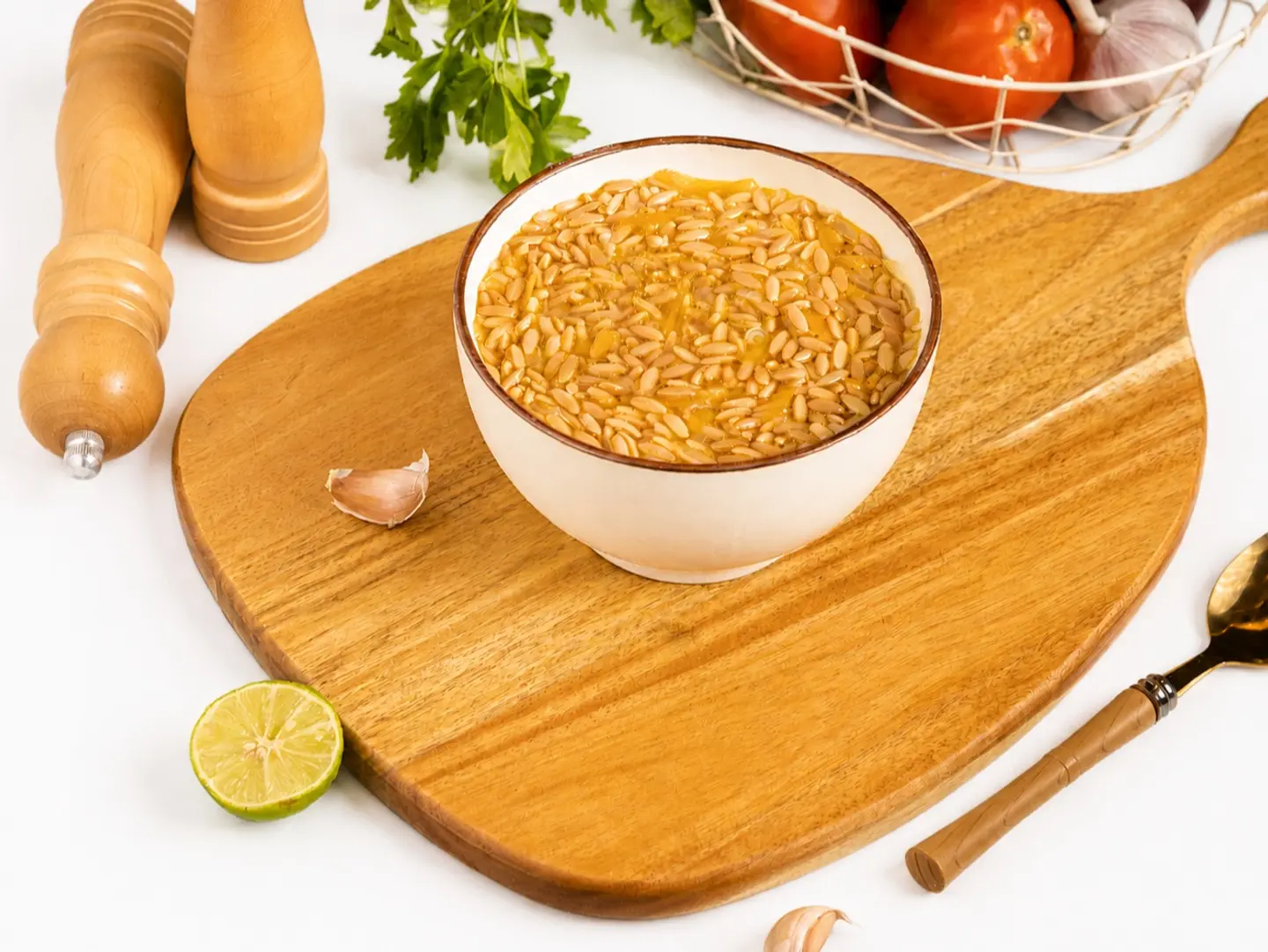 شوربة لسان العصفور