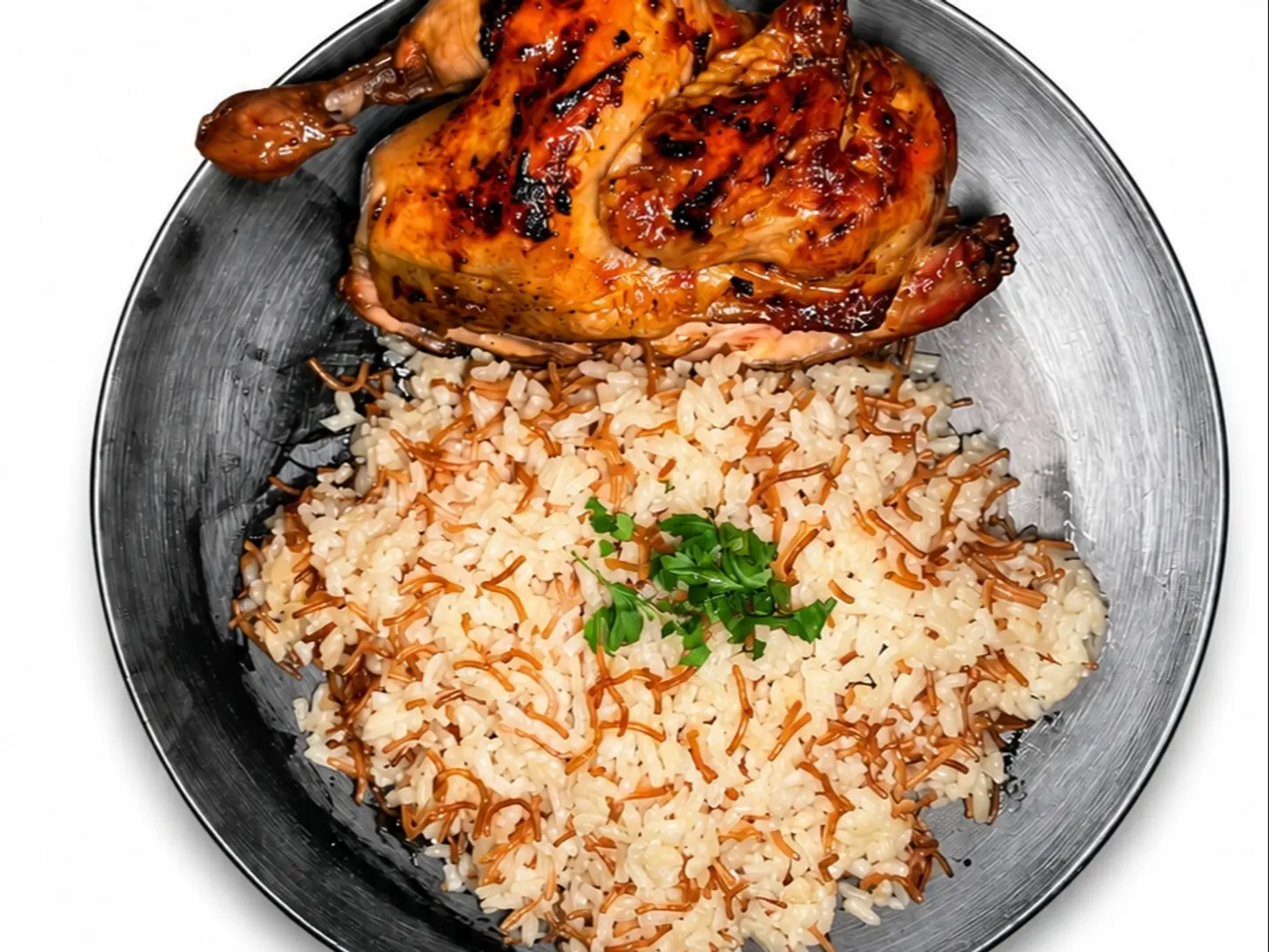 نص دجاج محمر