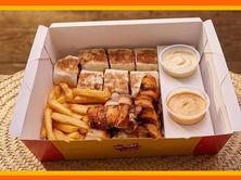 عربي وسط دجاج