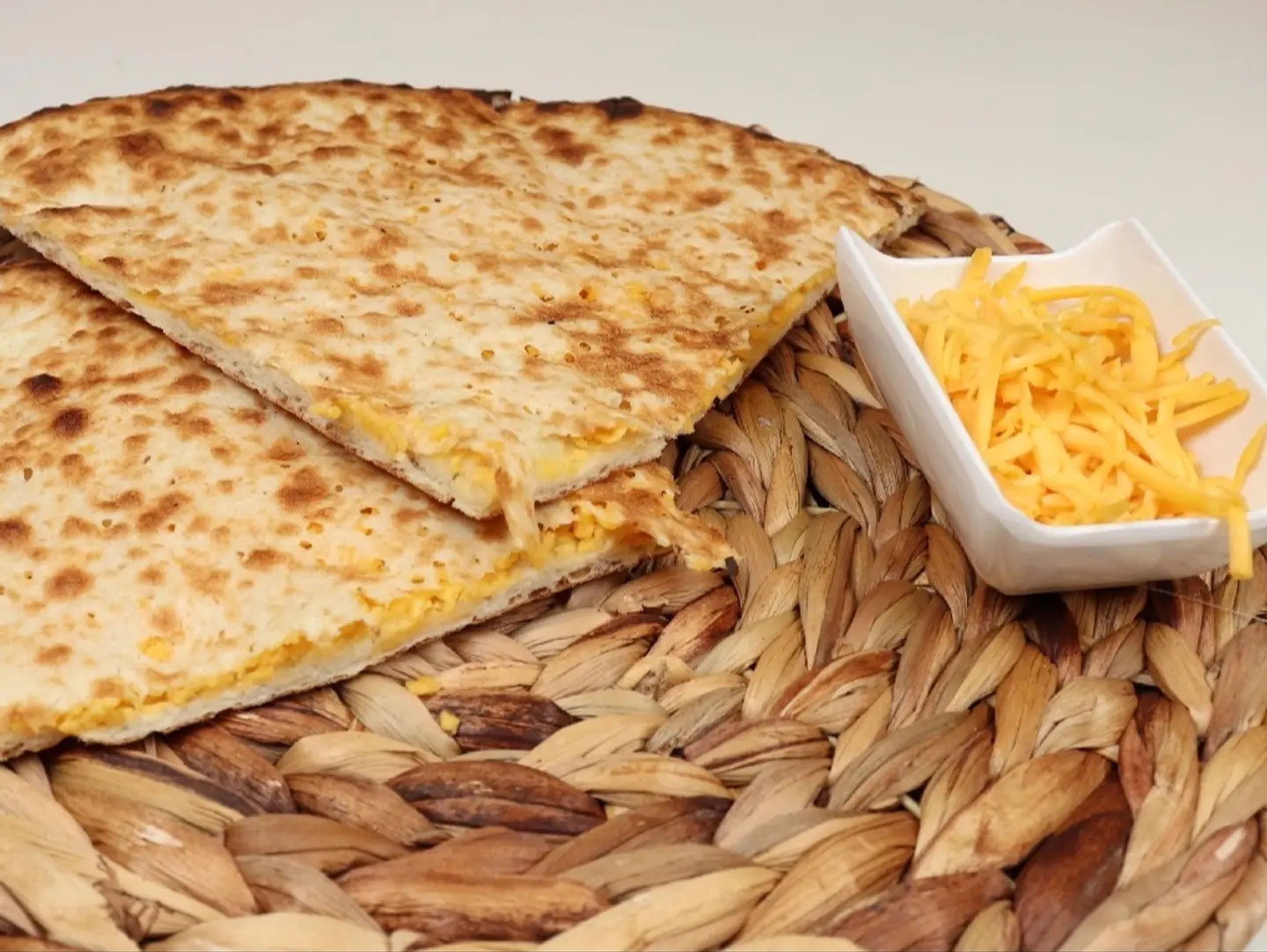 Tameez With Cheese