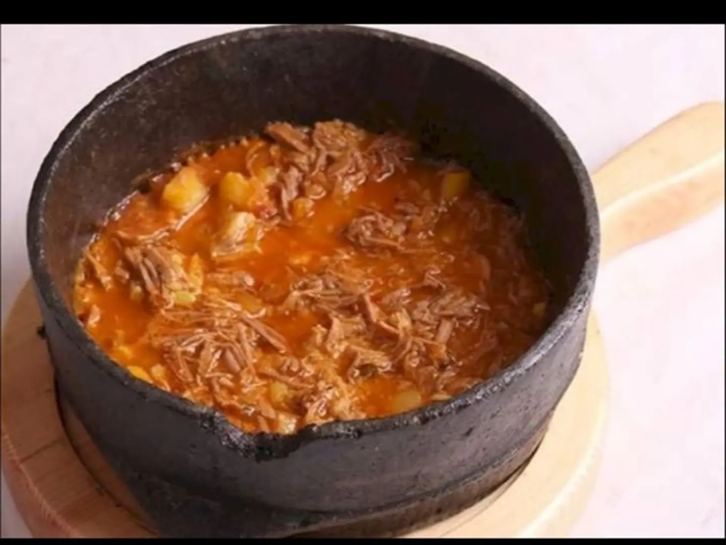 A Bowl Of Fresh Meat Fahsa