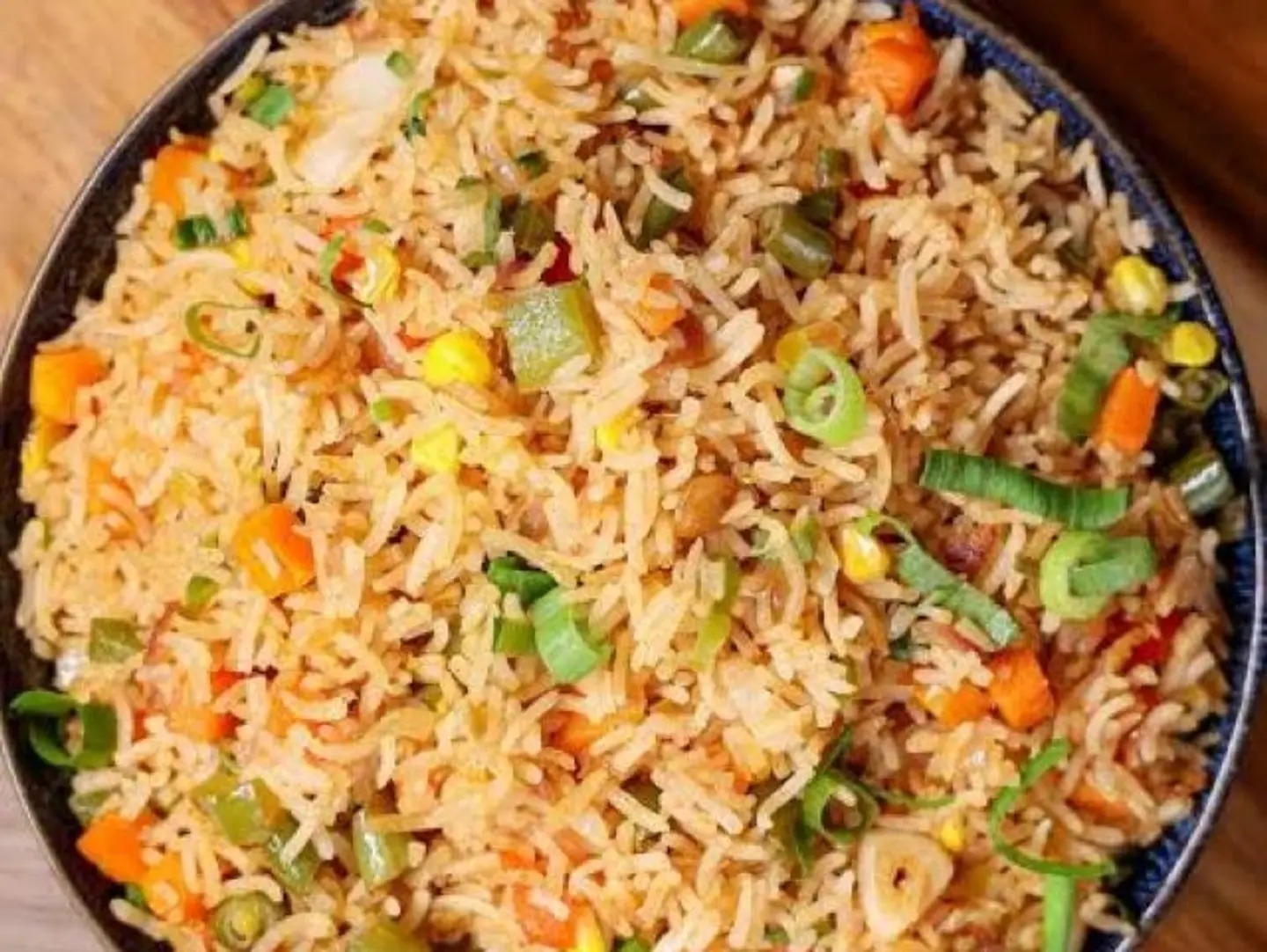 Burnt Garlic Fried Rice (Chicken)