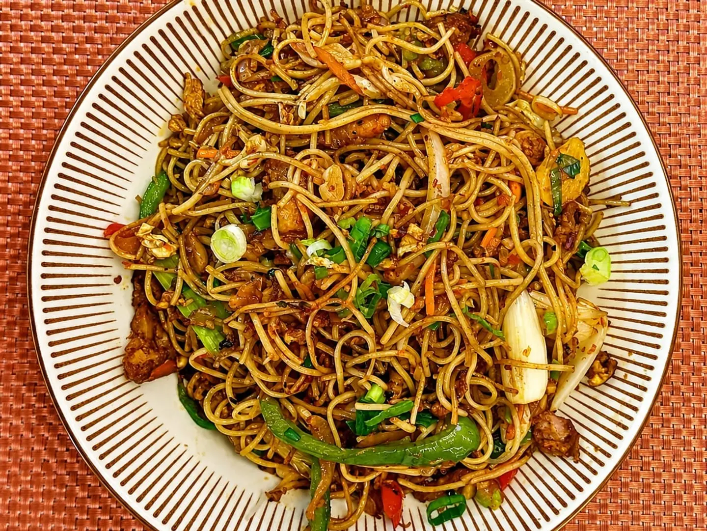 Veg Schezwaan Noodles