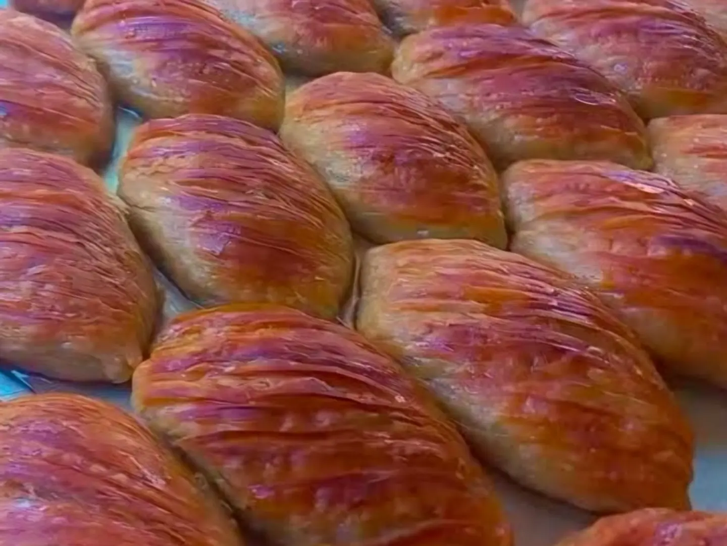 Walnut Sha'ibiyat Price Per Piece