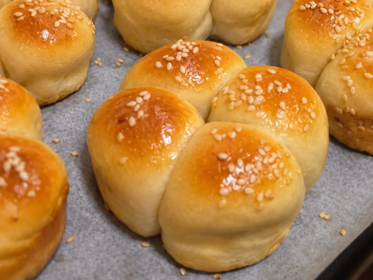 Mini Honey Comb Bread - Mini Honey Comb Bread
