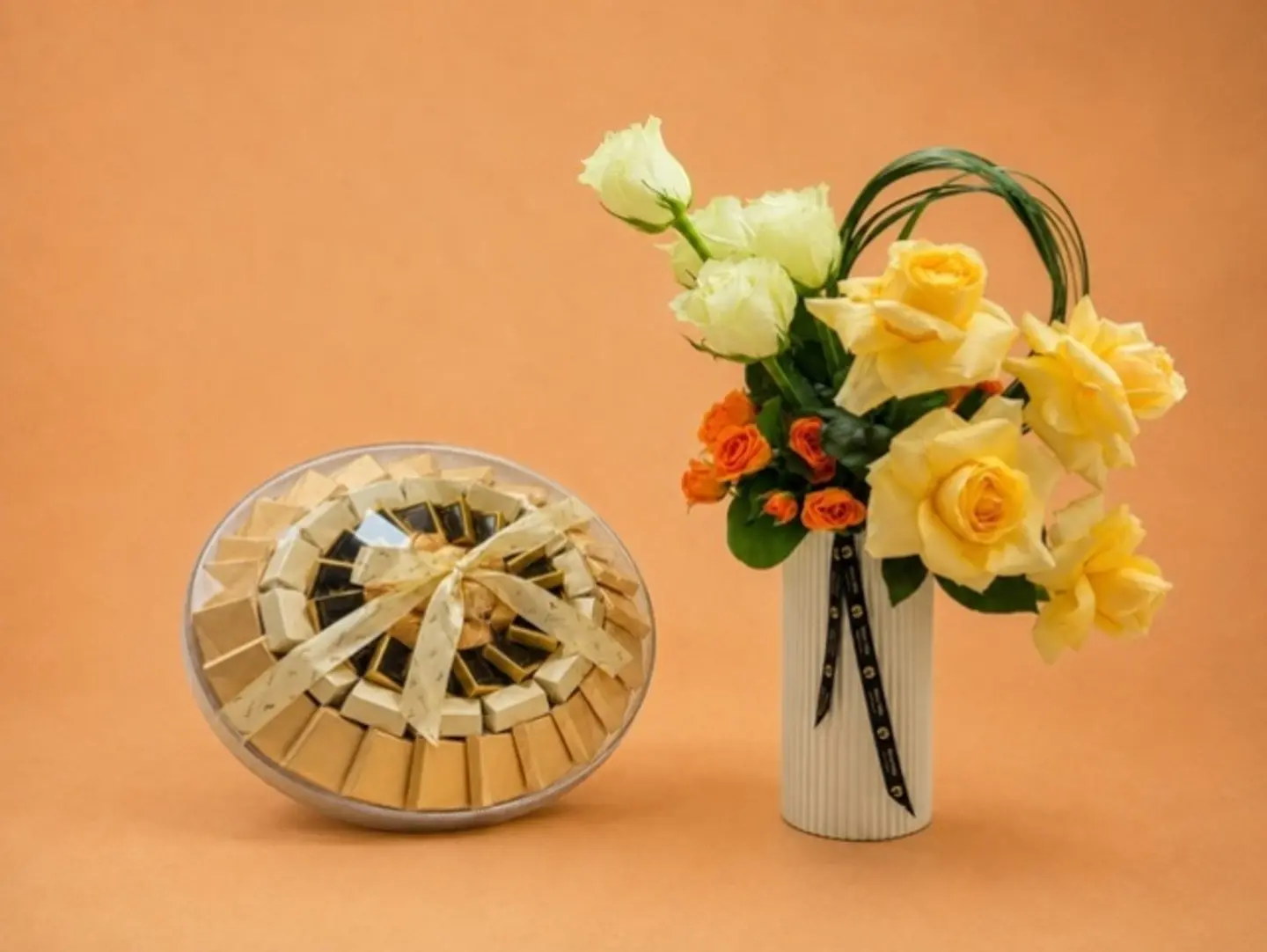 Glow Of Happiness Gift Sit