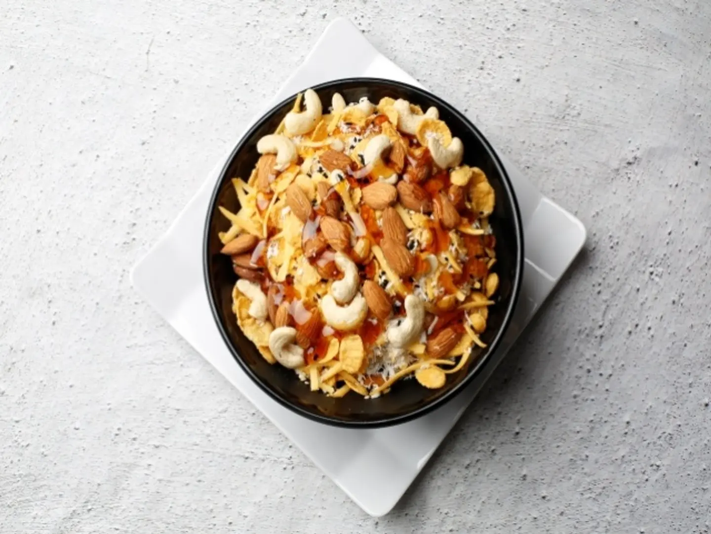 Masoub Araisi With Almonds
