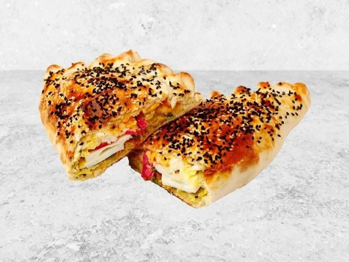 فطيرة بيض مقلي بالجبن