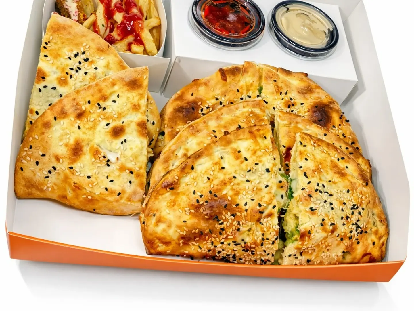 Darna Pies Box (2 Chicken, 2 Falafel)