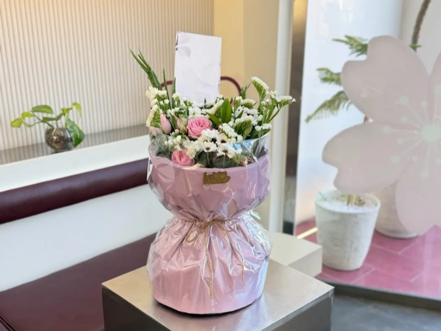 Laura Bouquet No. 5