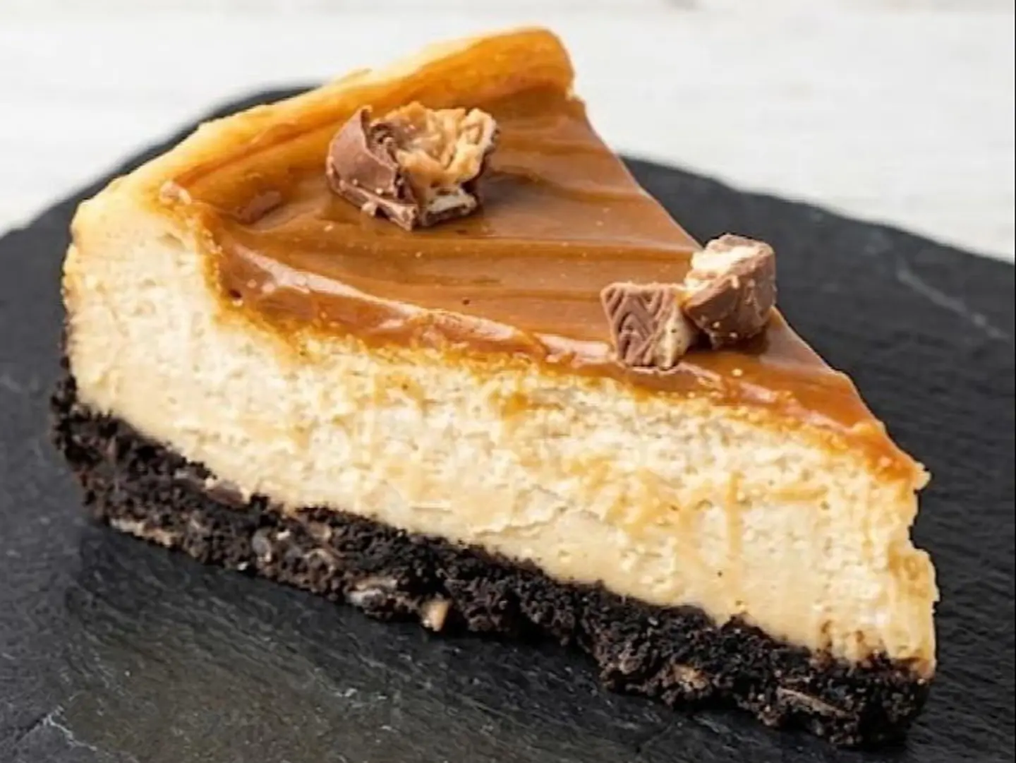 Snickers Cheesecake