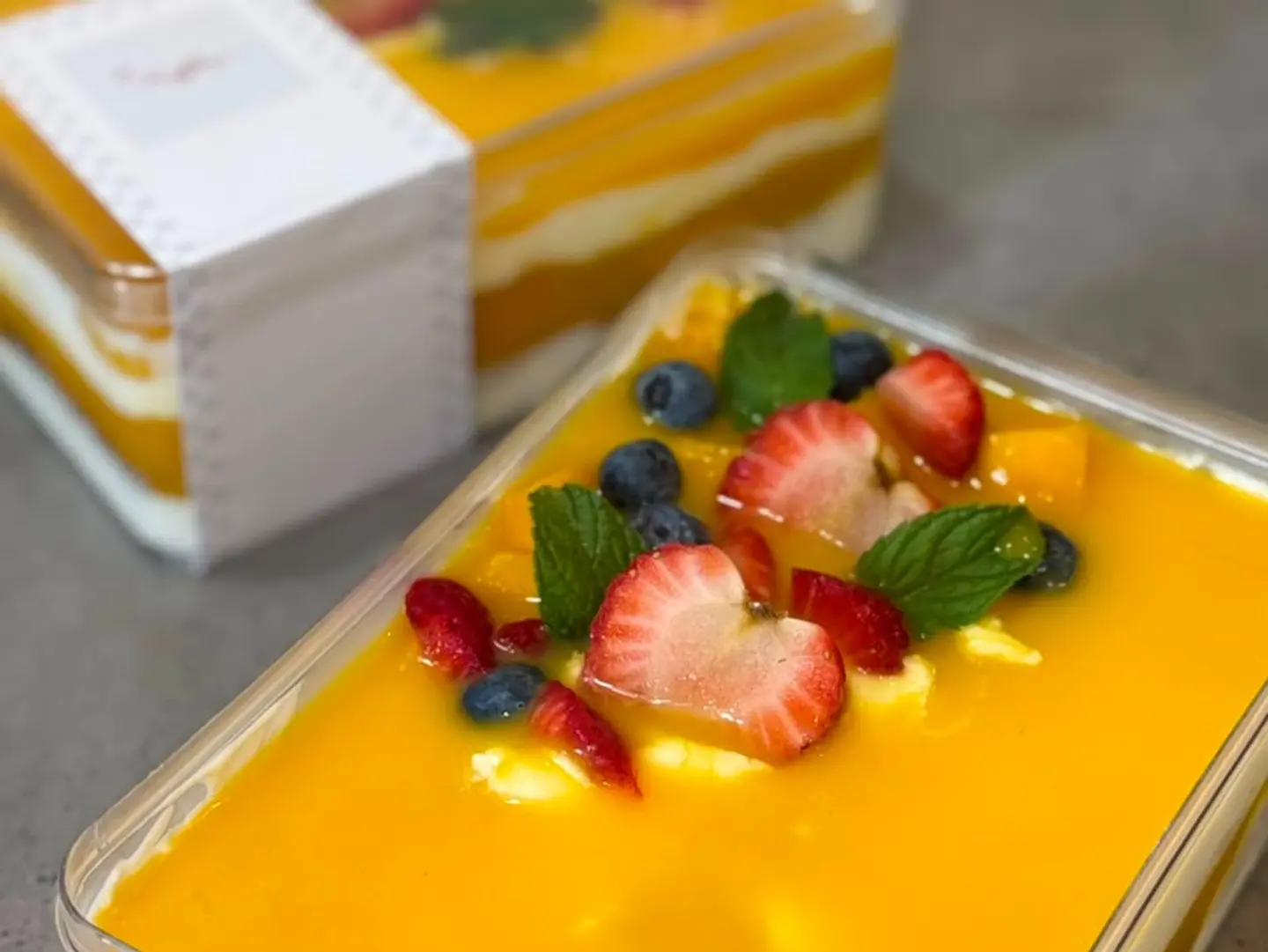 Mango Trifle