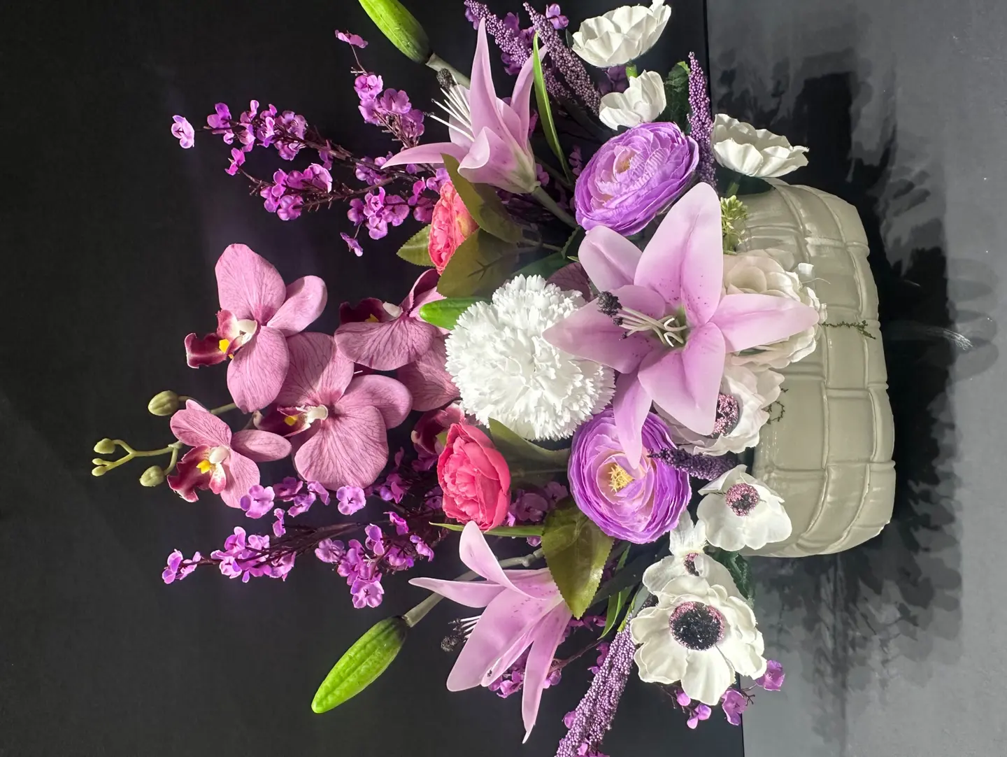 Vase Artificial Flowers