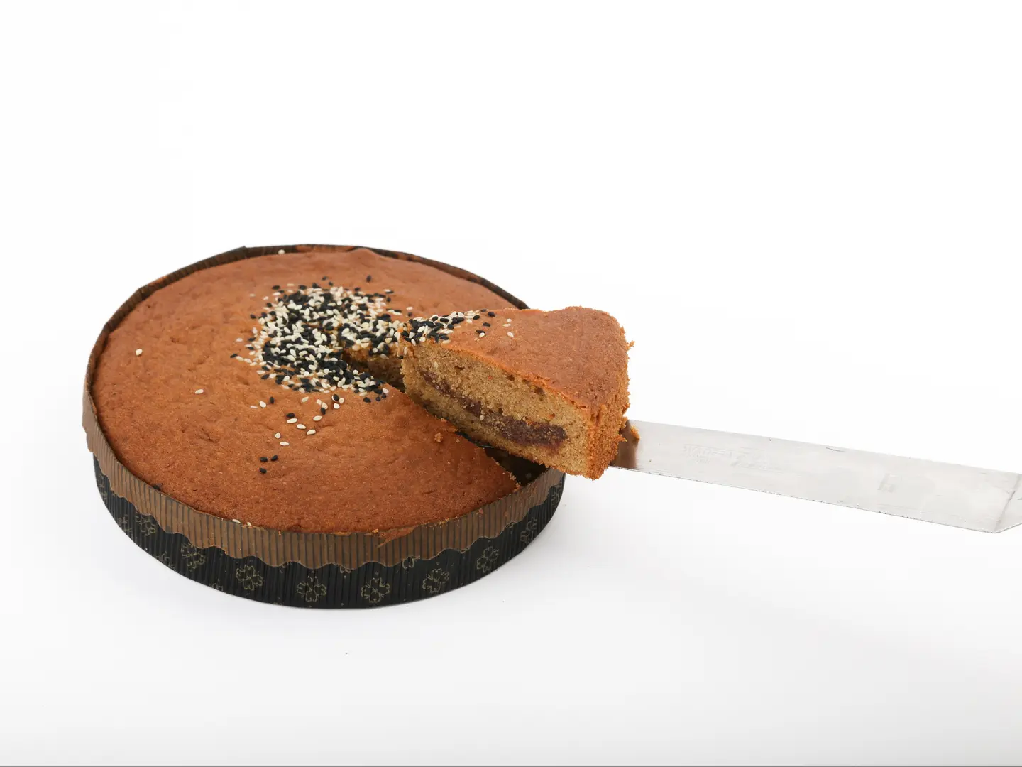 كيك دخن بالتمر