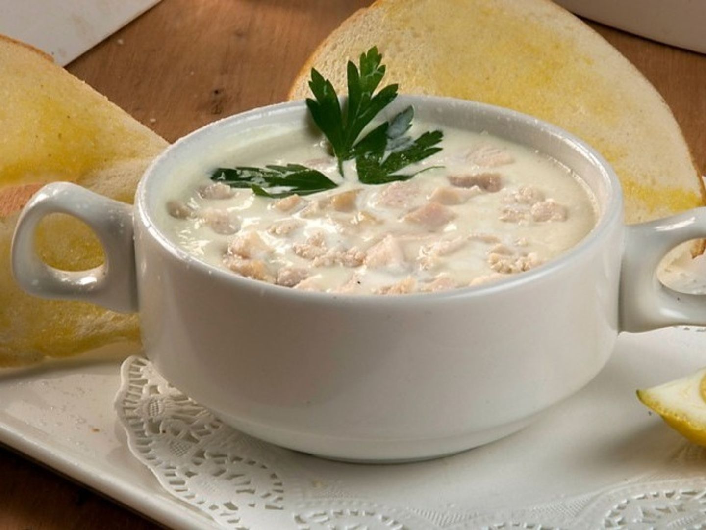 شوربة الدجاج مع الكريمة
