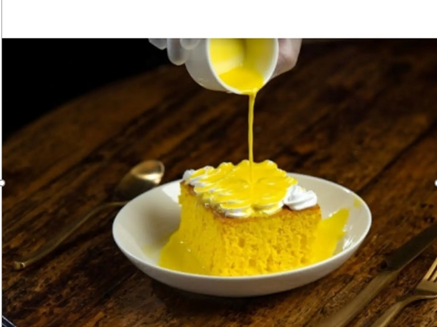 Saffron Cake