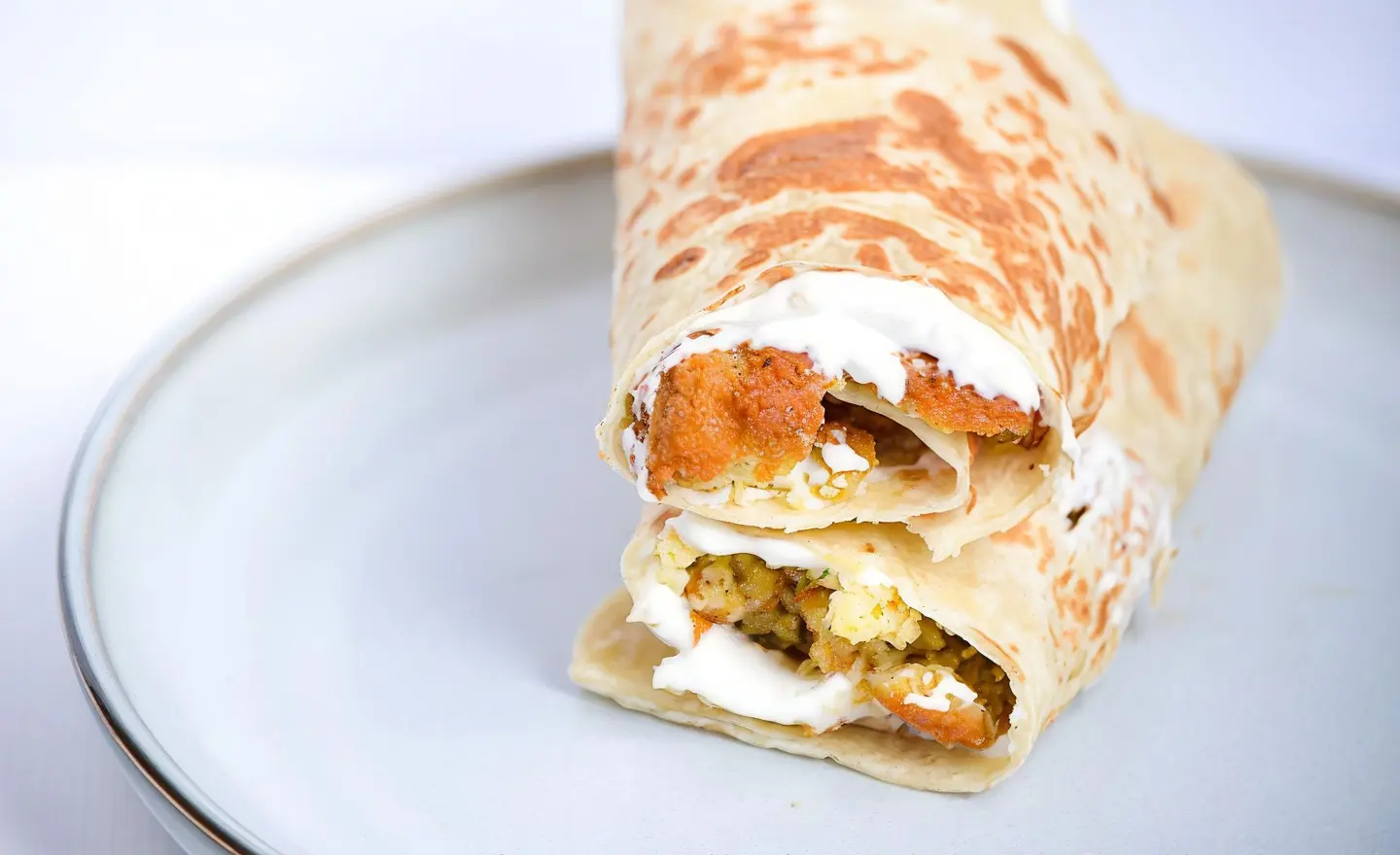 جباتي فلافل باللبنة