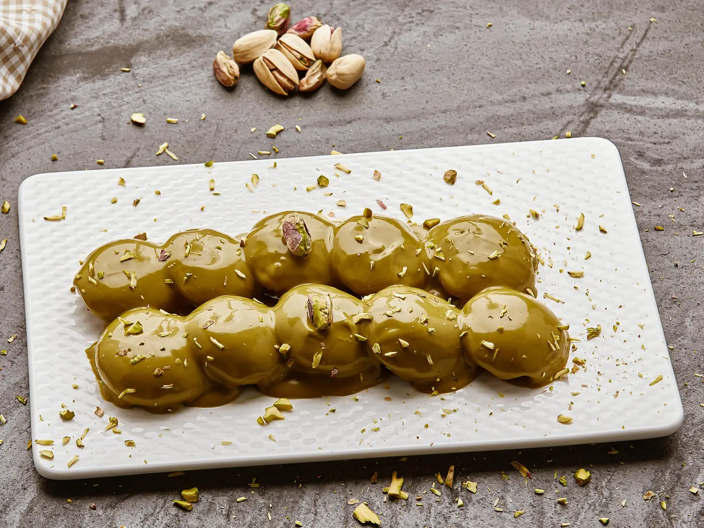 بان كيك بستاشيو