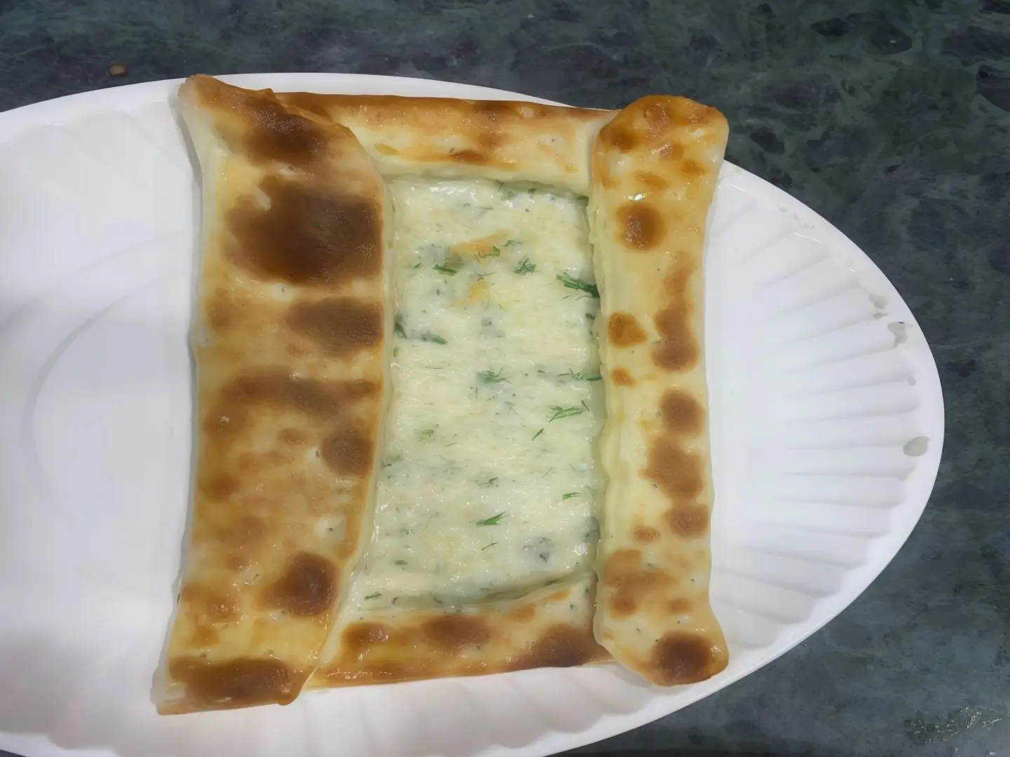 فطيرة الجبن و الطماطم