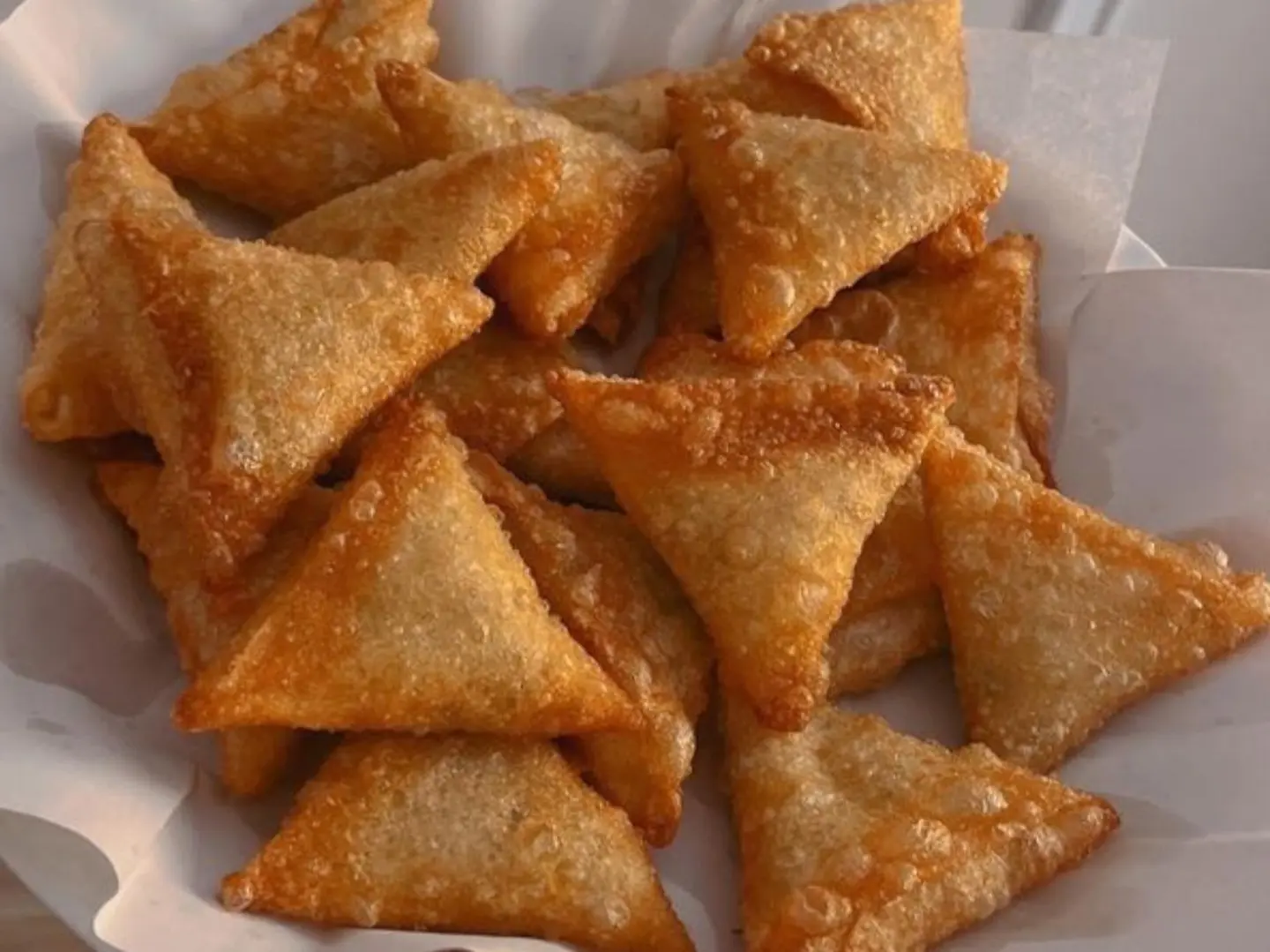 سمبوسة جبن سائل