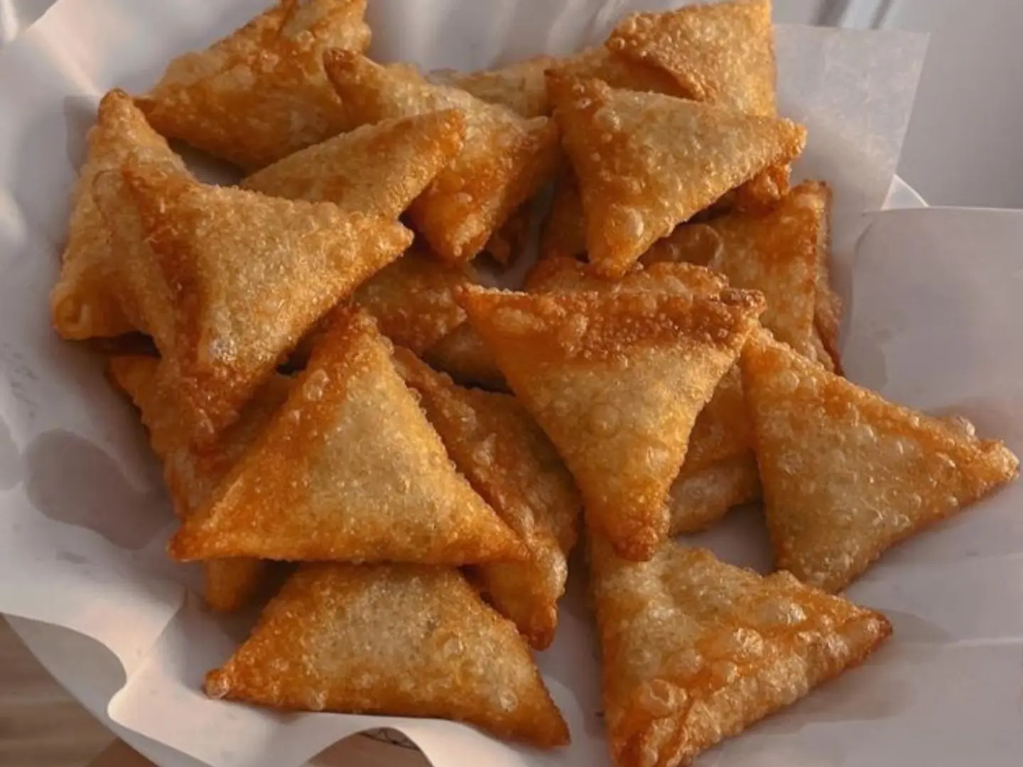 سمبوسة جبن مالح