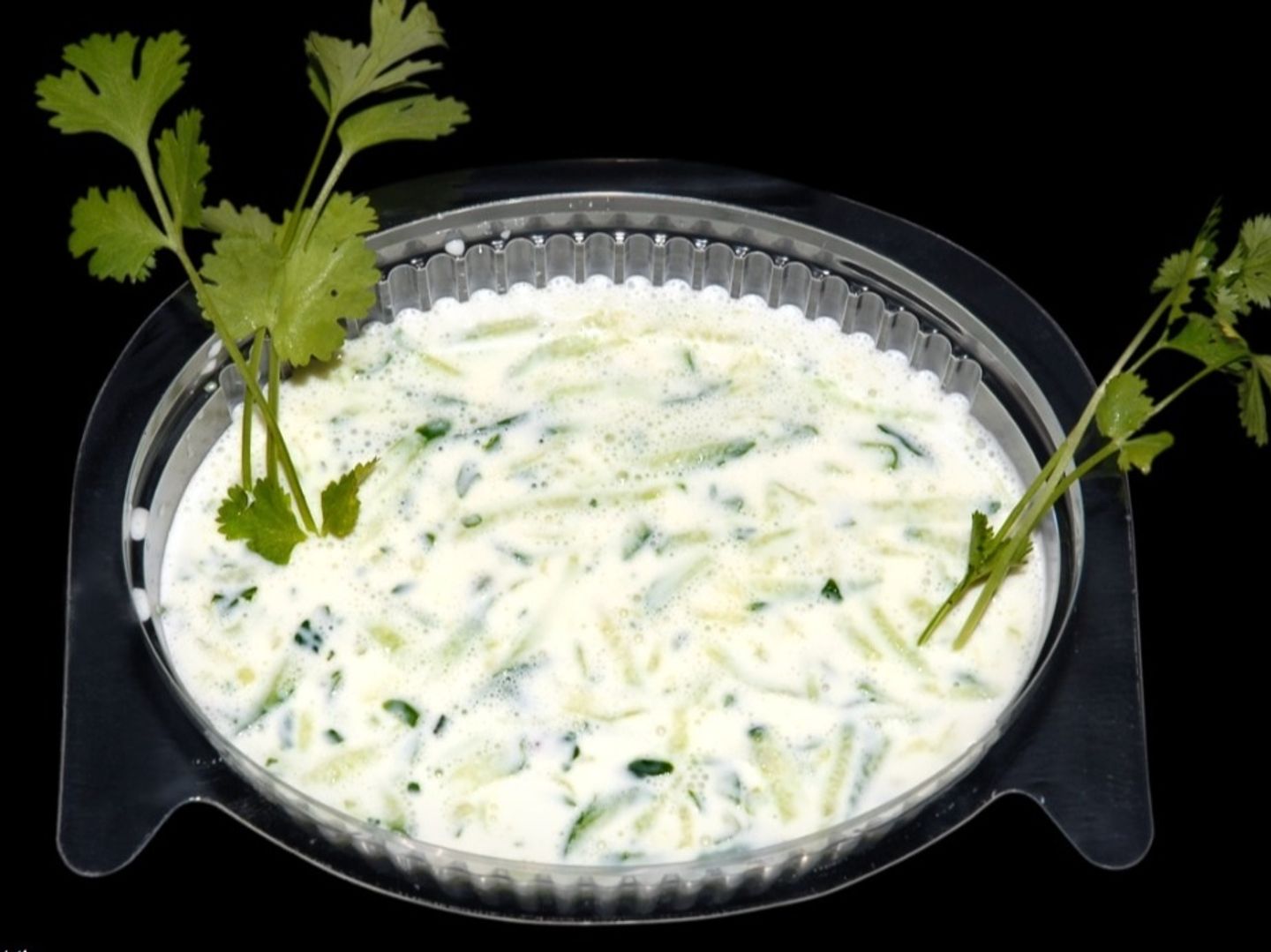 سلطة لبن