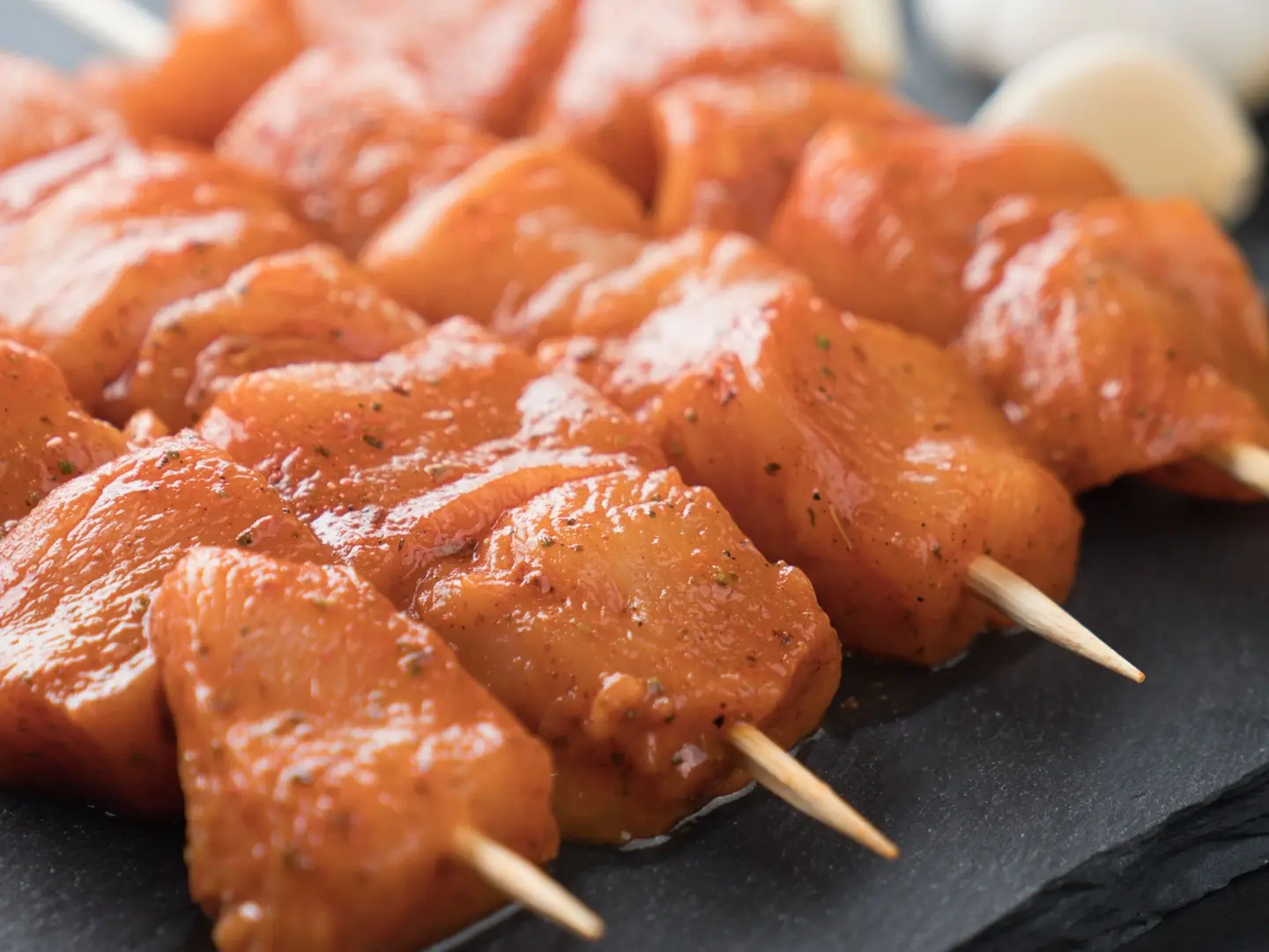 شيش طاووق دجاج متبل