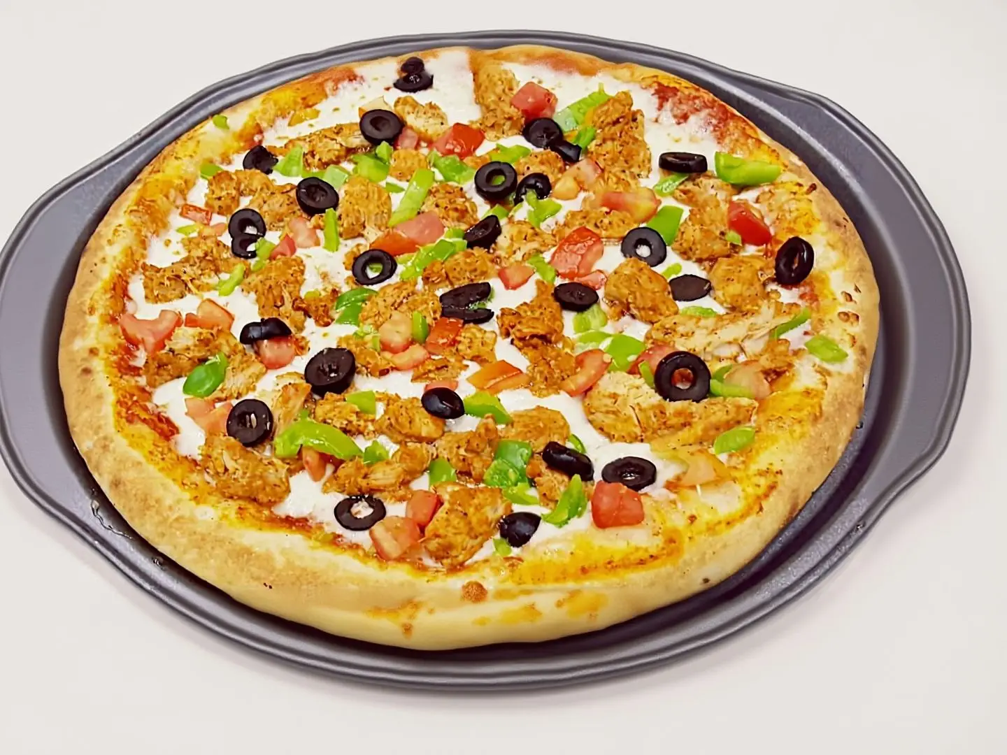 بيتزا فاهيتا الدجاج