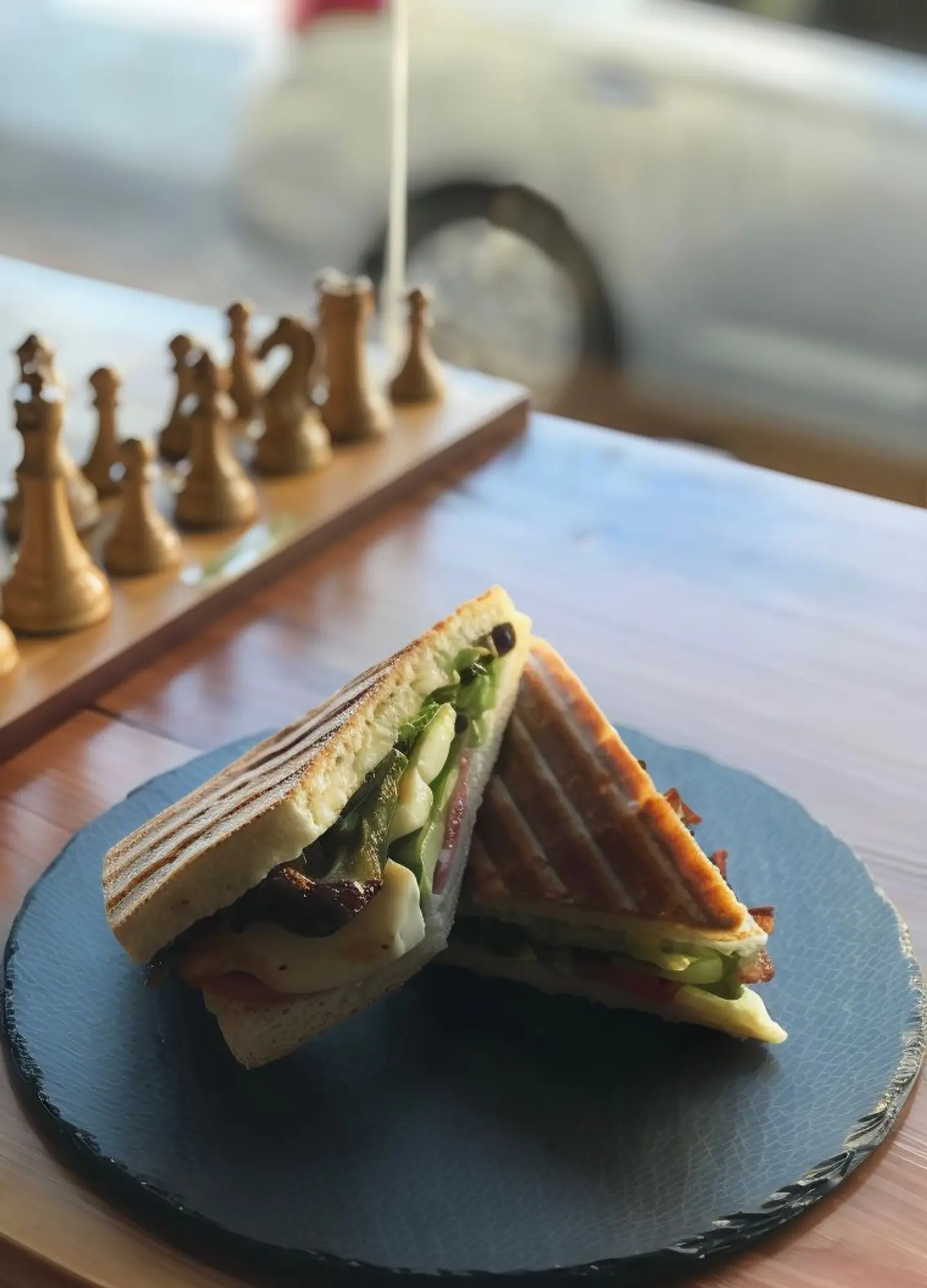 ساندويتش جبن الحلوم خبز ابيض