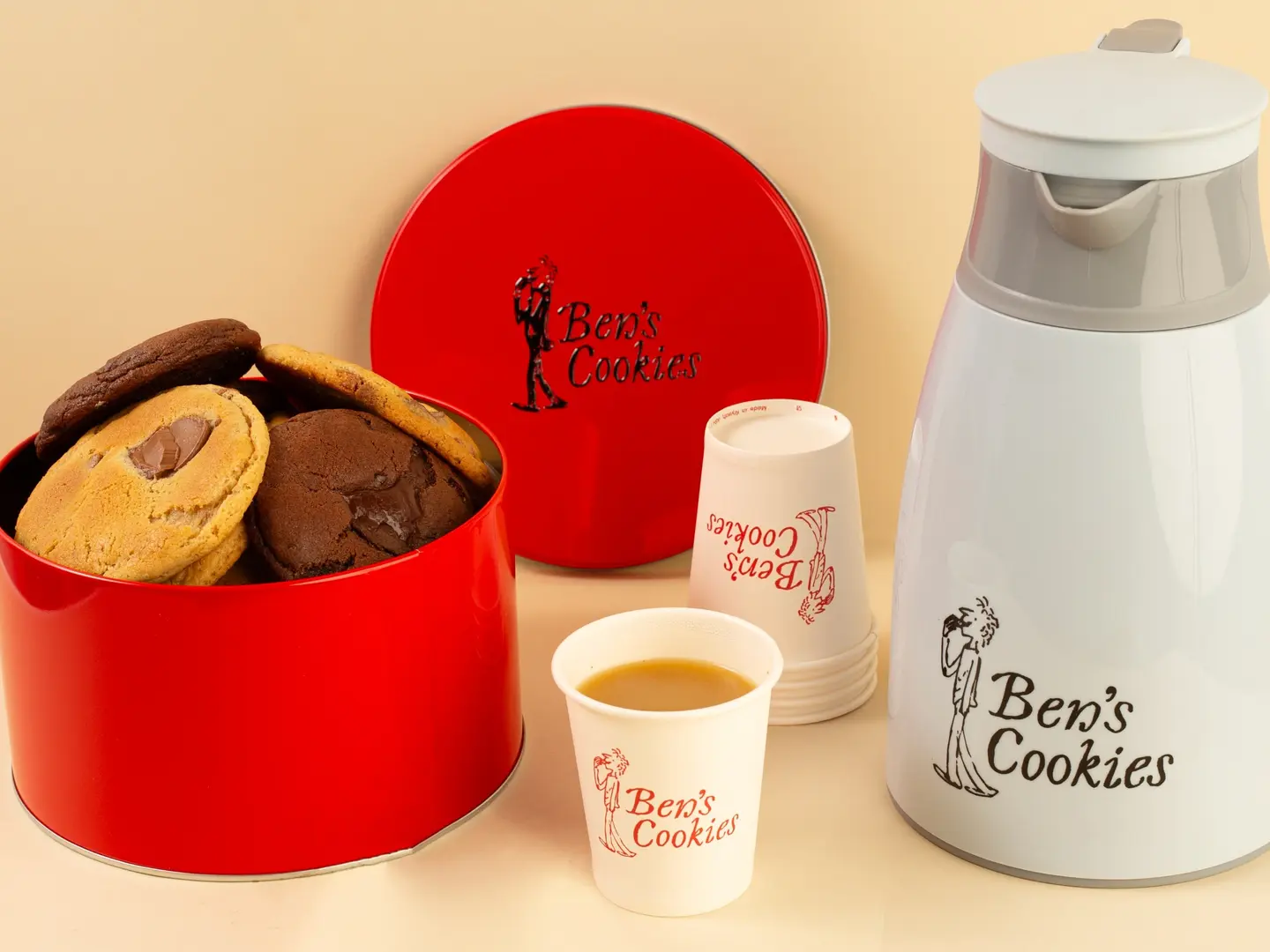 ترمس قهوة سعودية وعلبة معدنية 8 حبات