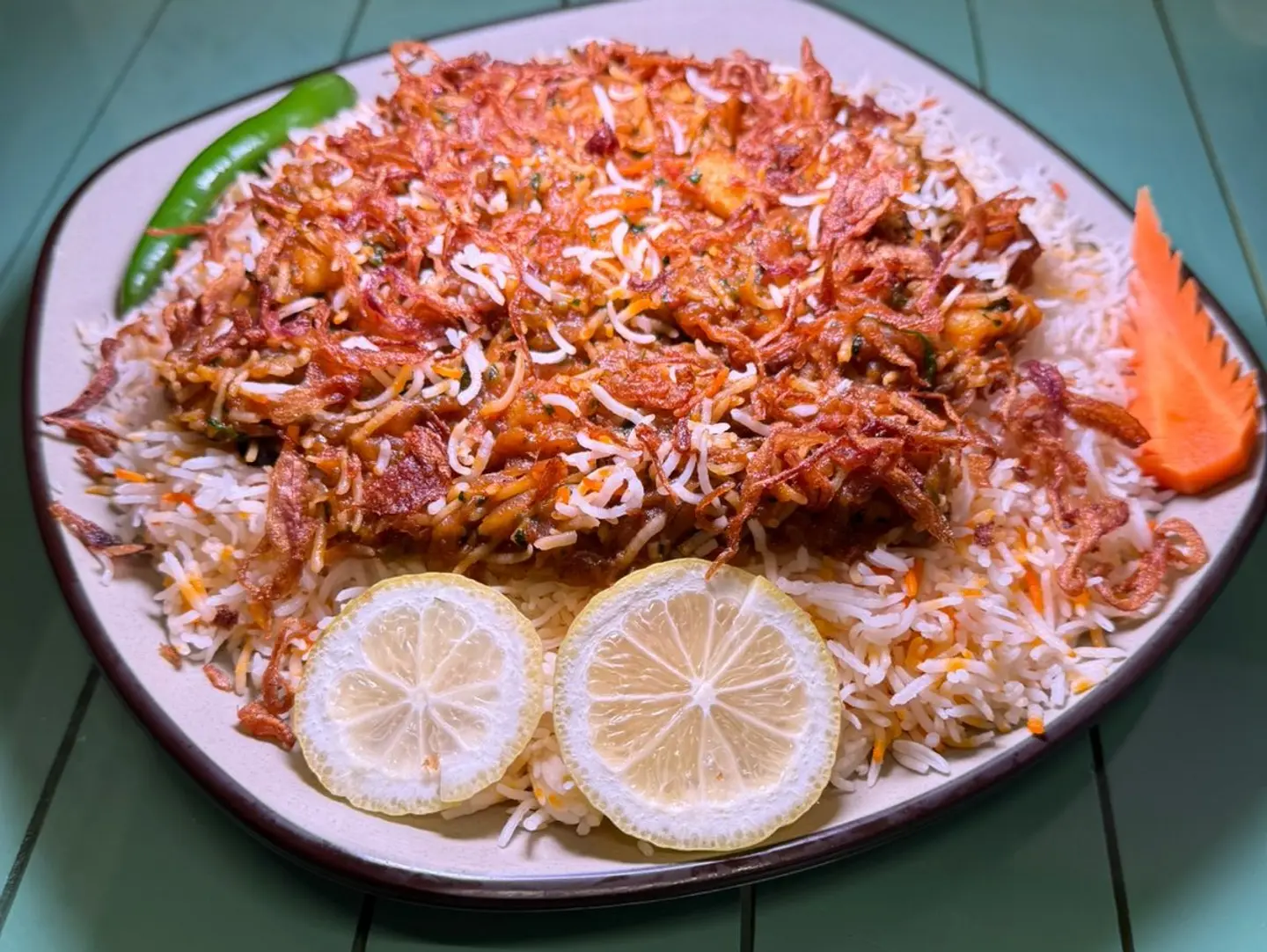 مشخول يكيكي