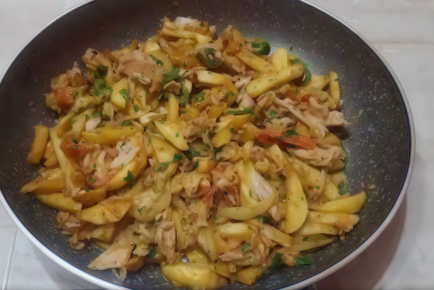 تونة بالشبس