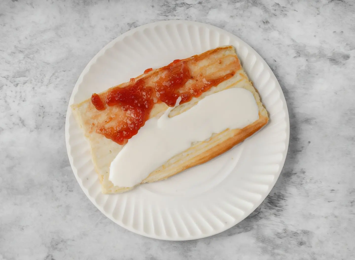 جبن مع مربى