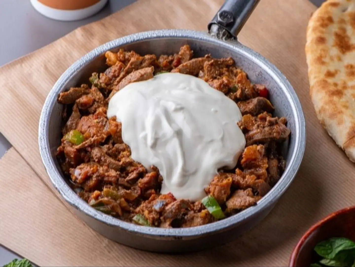 Mix Muqalqal With Cheese