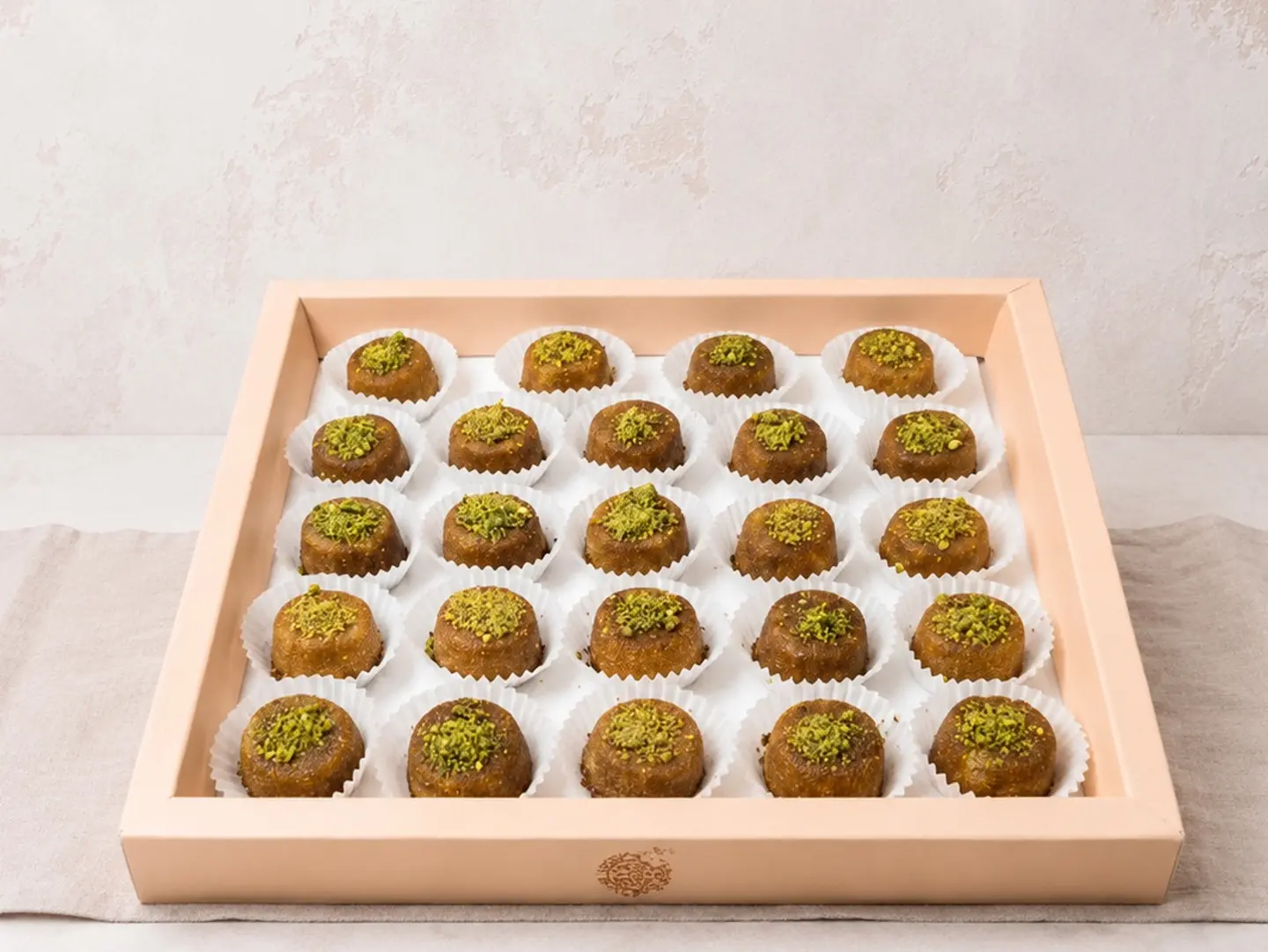 Mini Kunafa Box (24 Pieces)