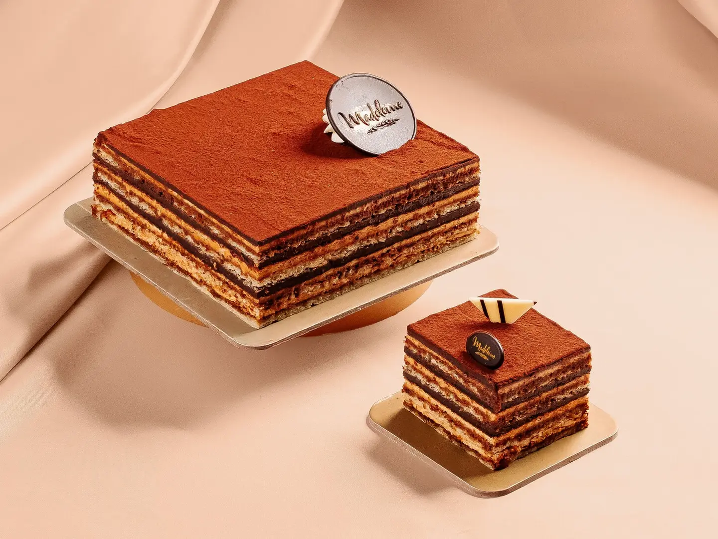 Big Opera Praline Cake