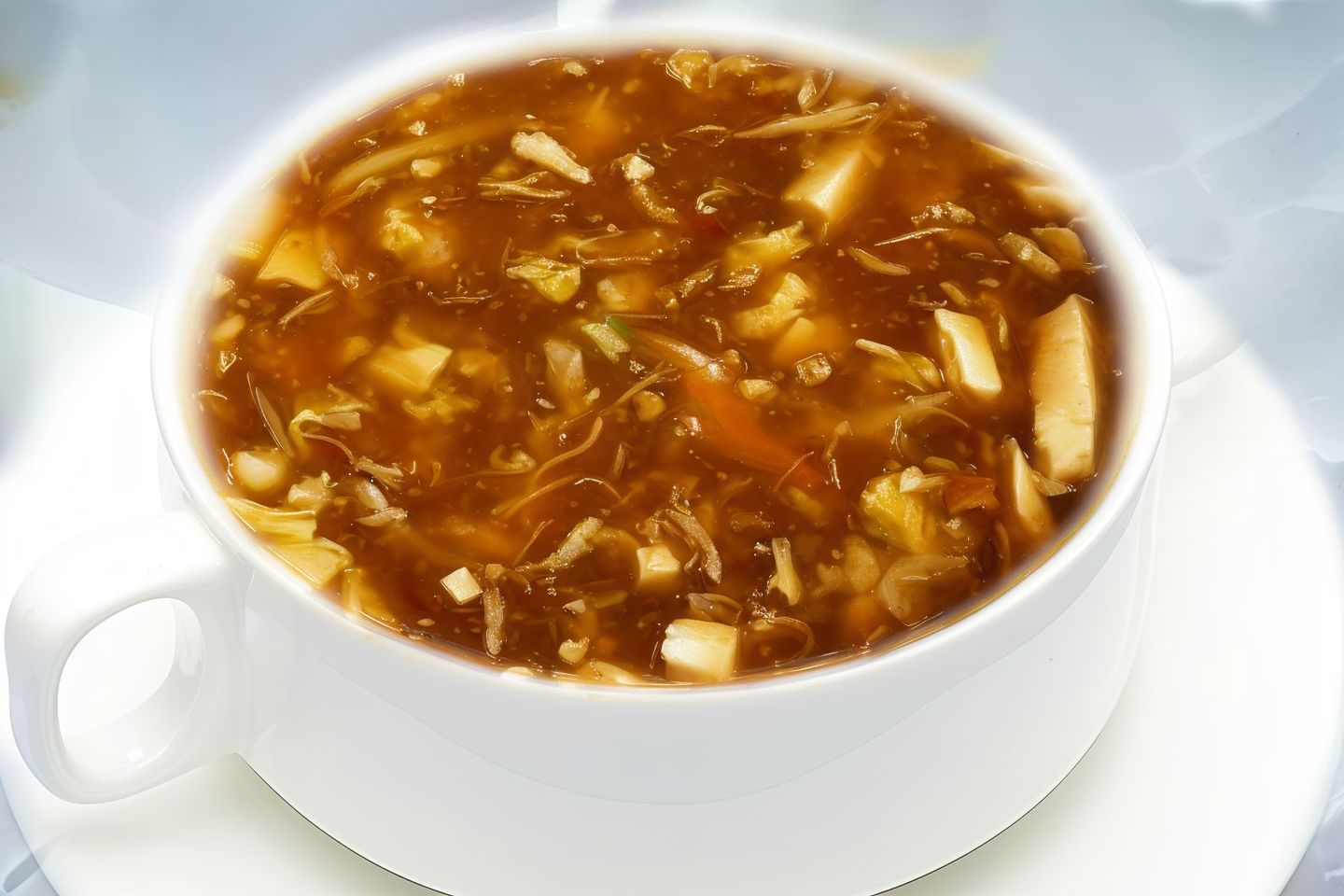 شوربة حارة وحامضة