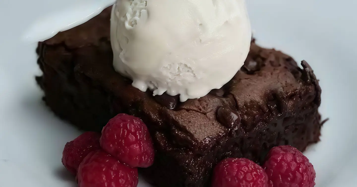 Brownies With Ice Cream