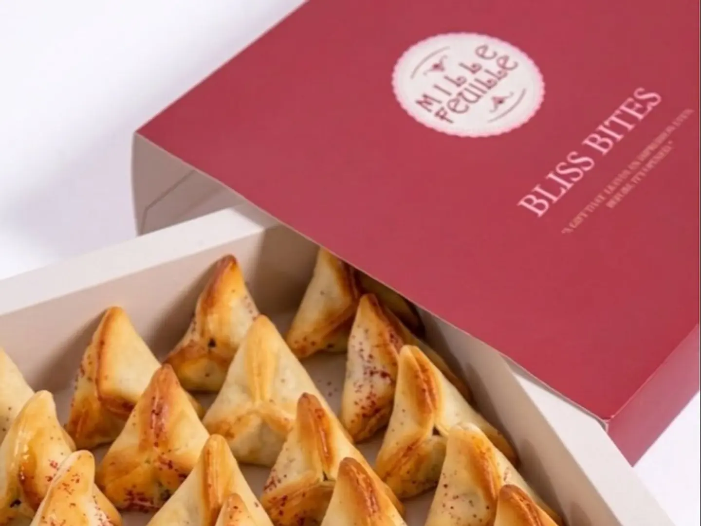 فطاير سبانخ، علبة وسط
