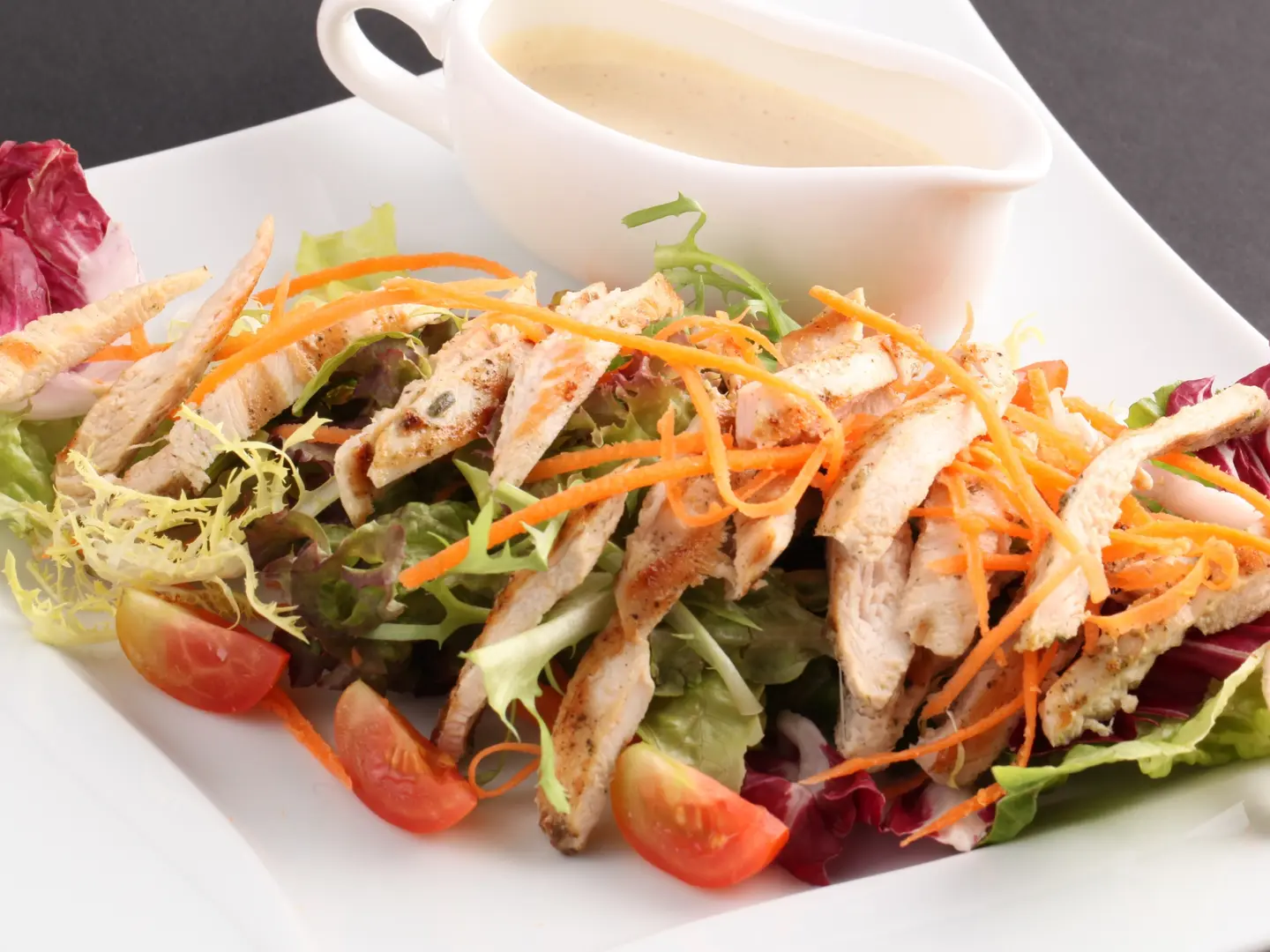 سلطة الدجاج المشوي