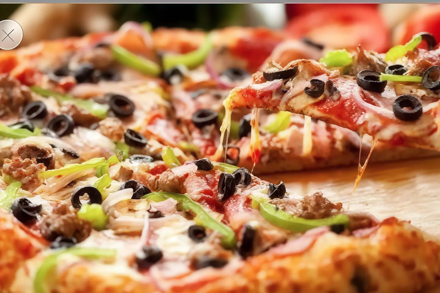 اثنين بيتزا كبير و واحد بيتزا صغير