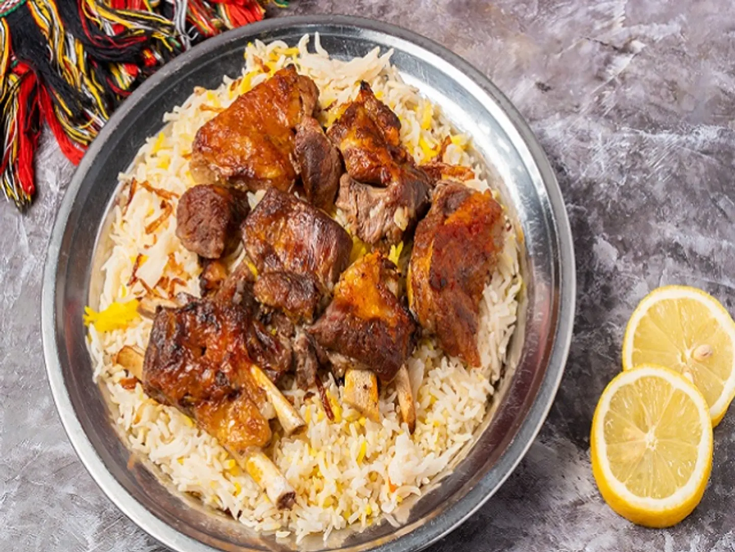 لحم محمر مع الأرز