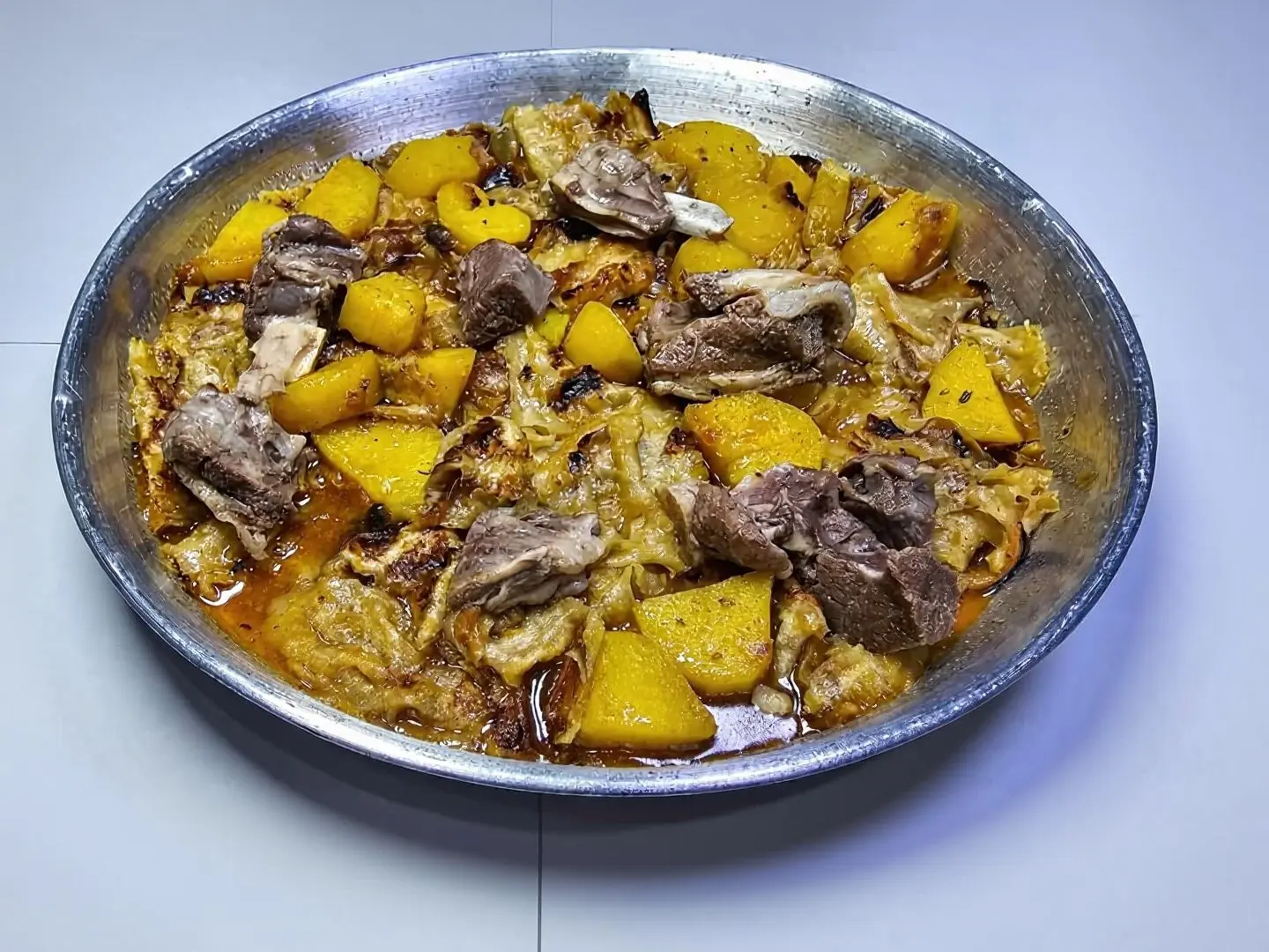 ثريد بالمرق واللحم