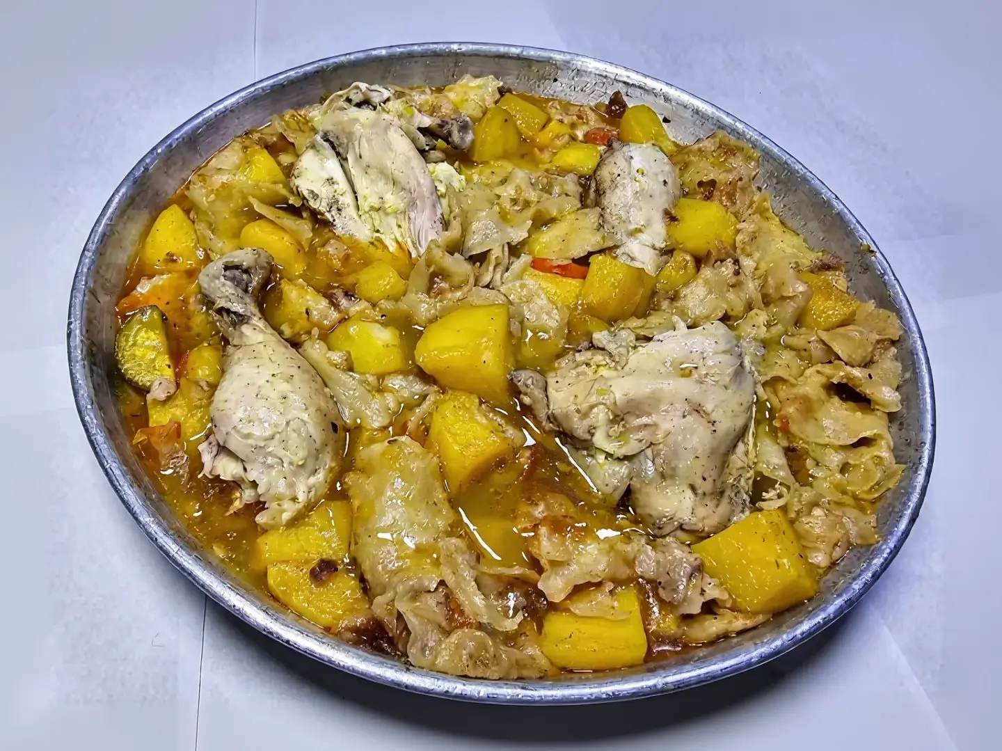 ثريد بالمرق والدجاج